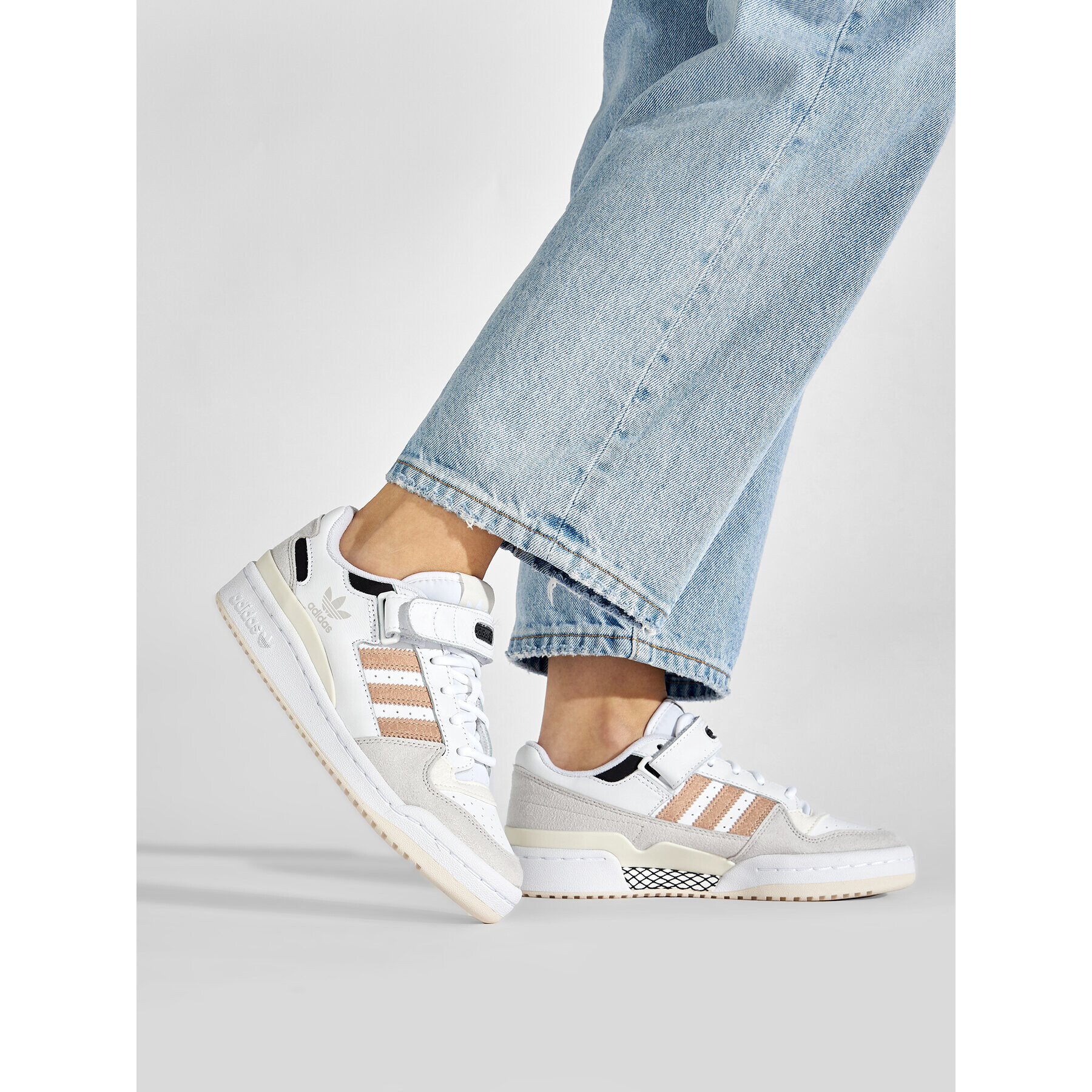 adidas Обувки Forum Low W GW7107 Бял - Pepit.bg