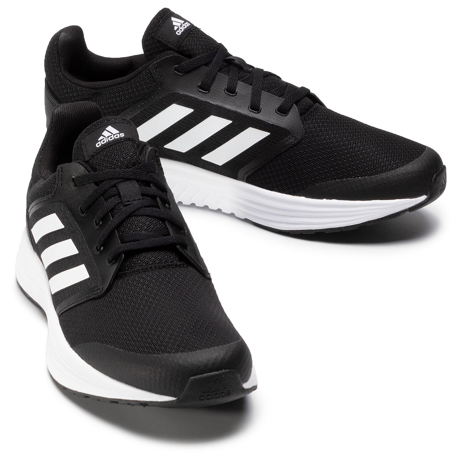 adidas Обувки Galaxy 5 FW5717 Черен - Pepit.bg