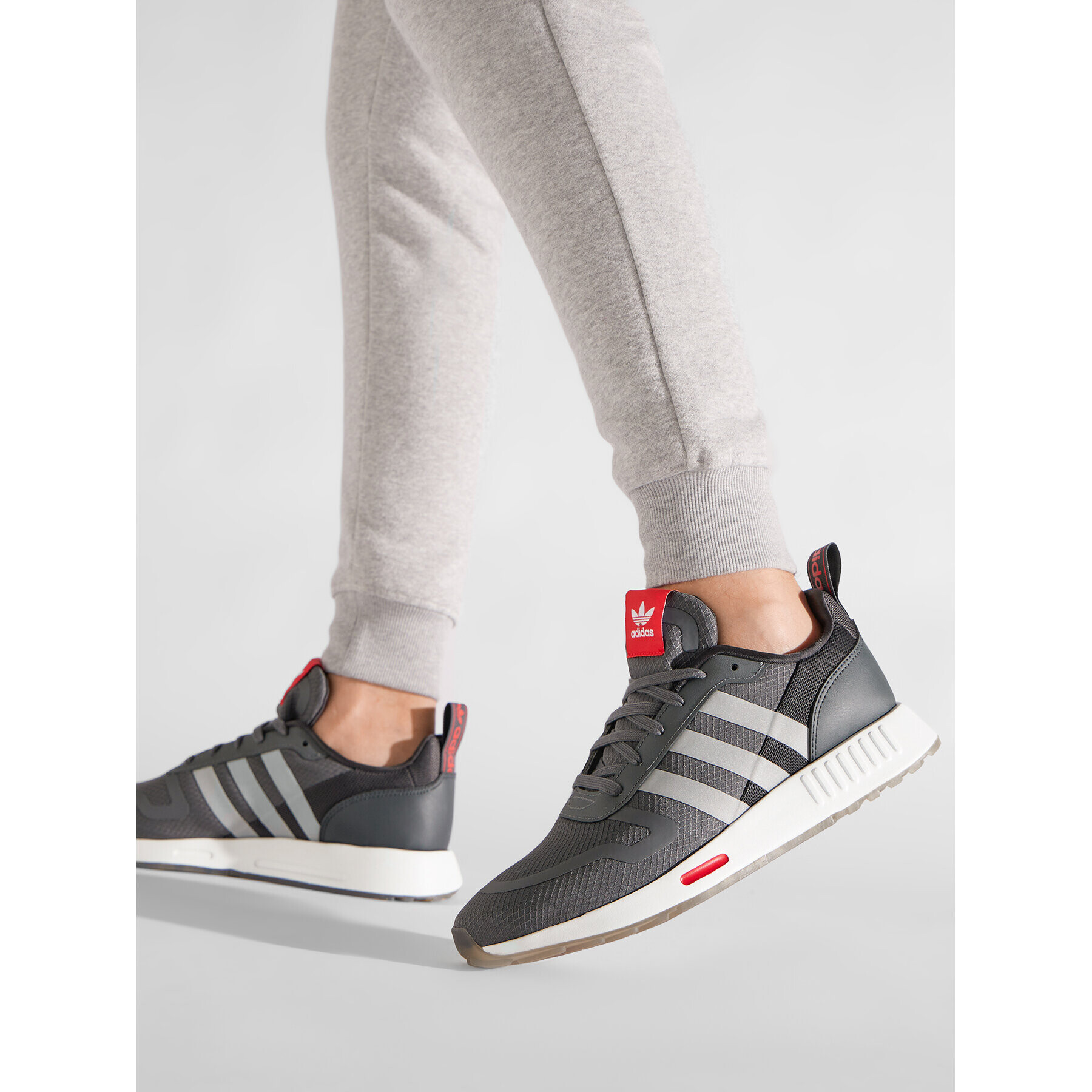 adidas Обувки Multix GW6836 Сив - Pepit.bg