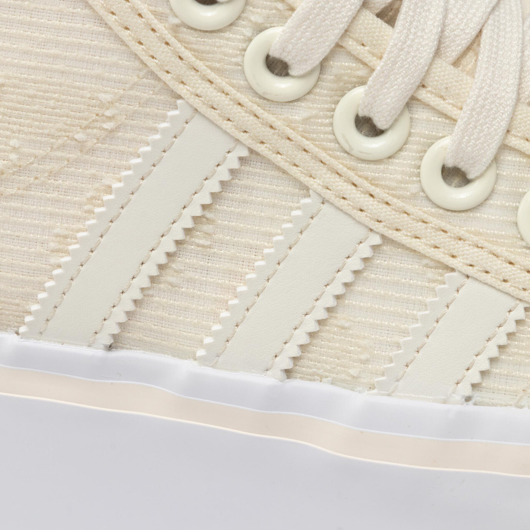adidas Обувки Nizza Platform Mid W GX8356 Бежов - Pepit.bg