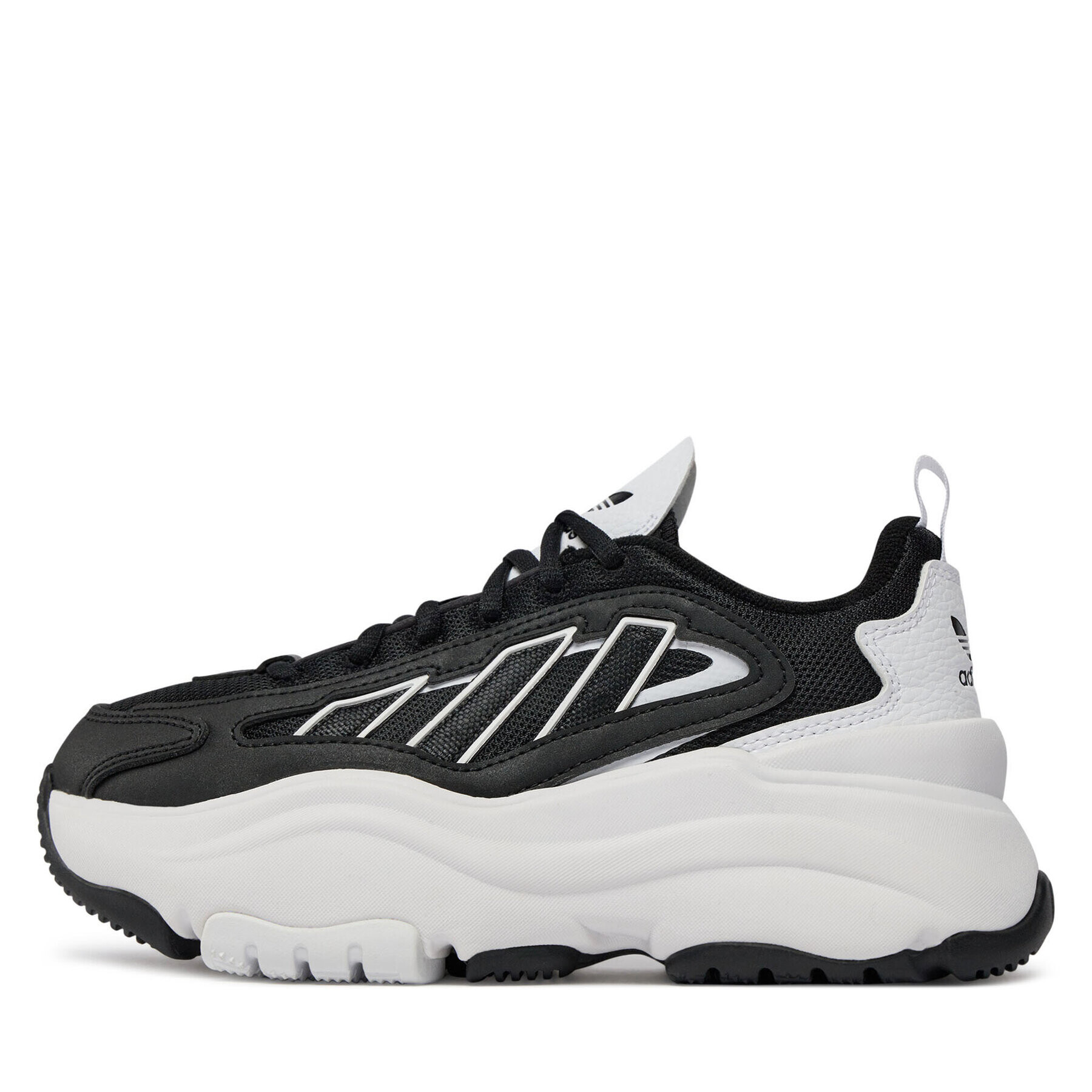 adidas Обувки Ozgaia IE2814 Черен - Pepit.bg