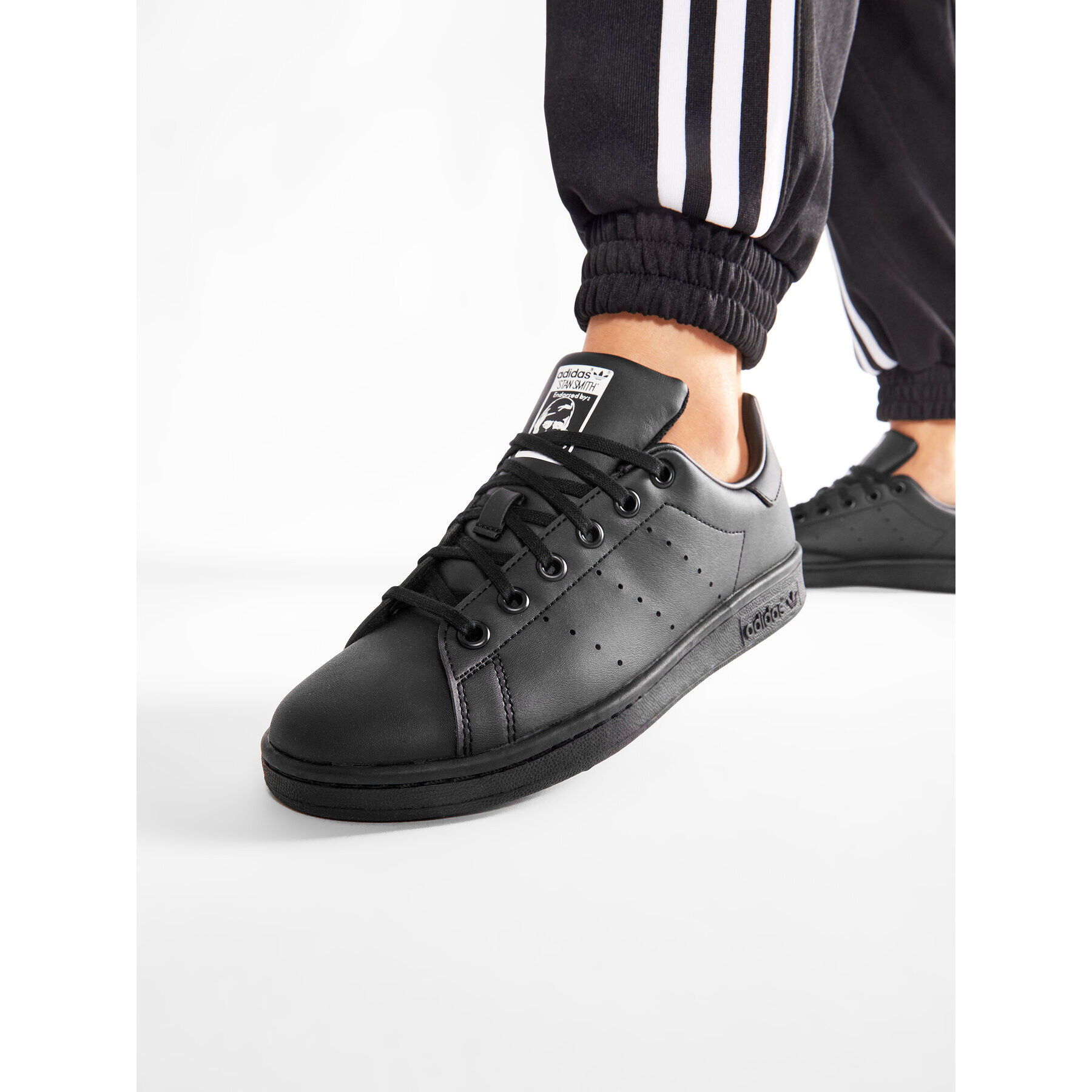 adidas Обувки Stan Smith J FX7523 Черен - Pepit.bg