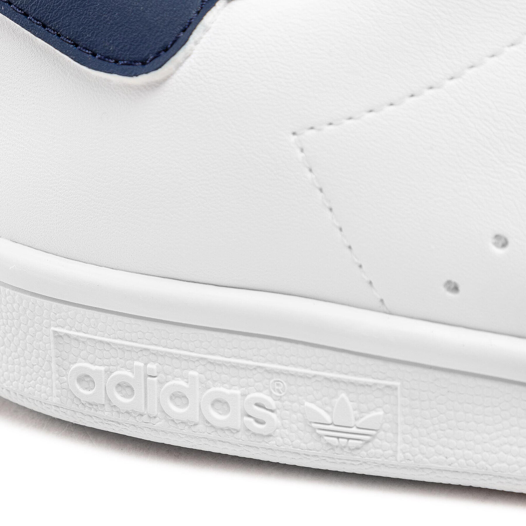 adidas Обувки Stan Smith J H68621 Бял - Pepit.bg