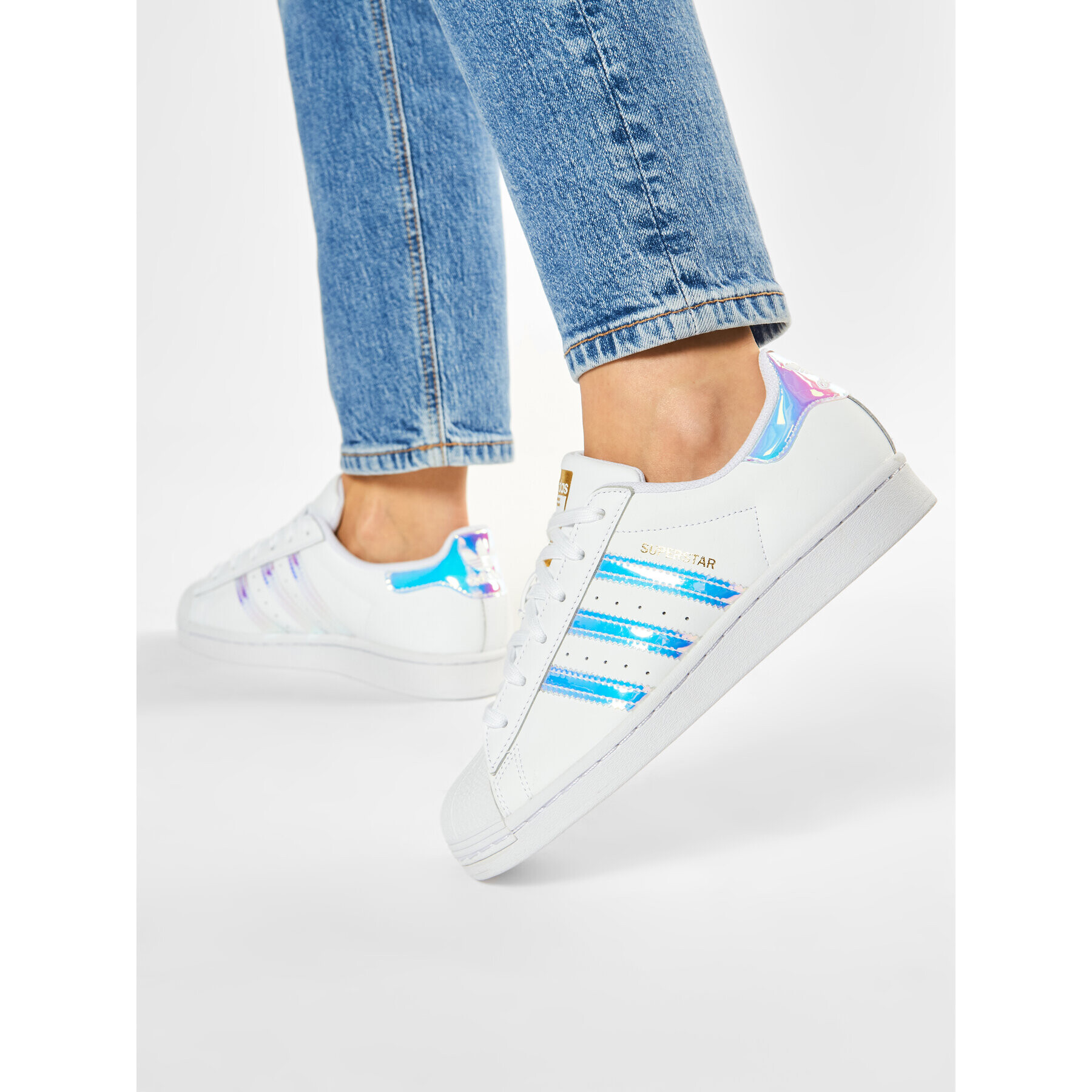 adidas Обувки Superstar W FX7565 Бял - Pepit.bg