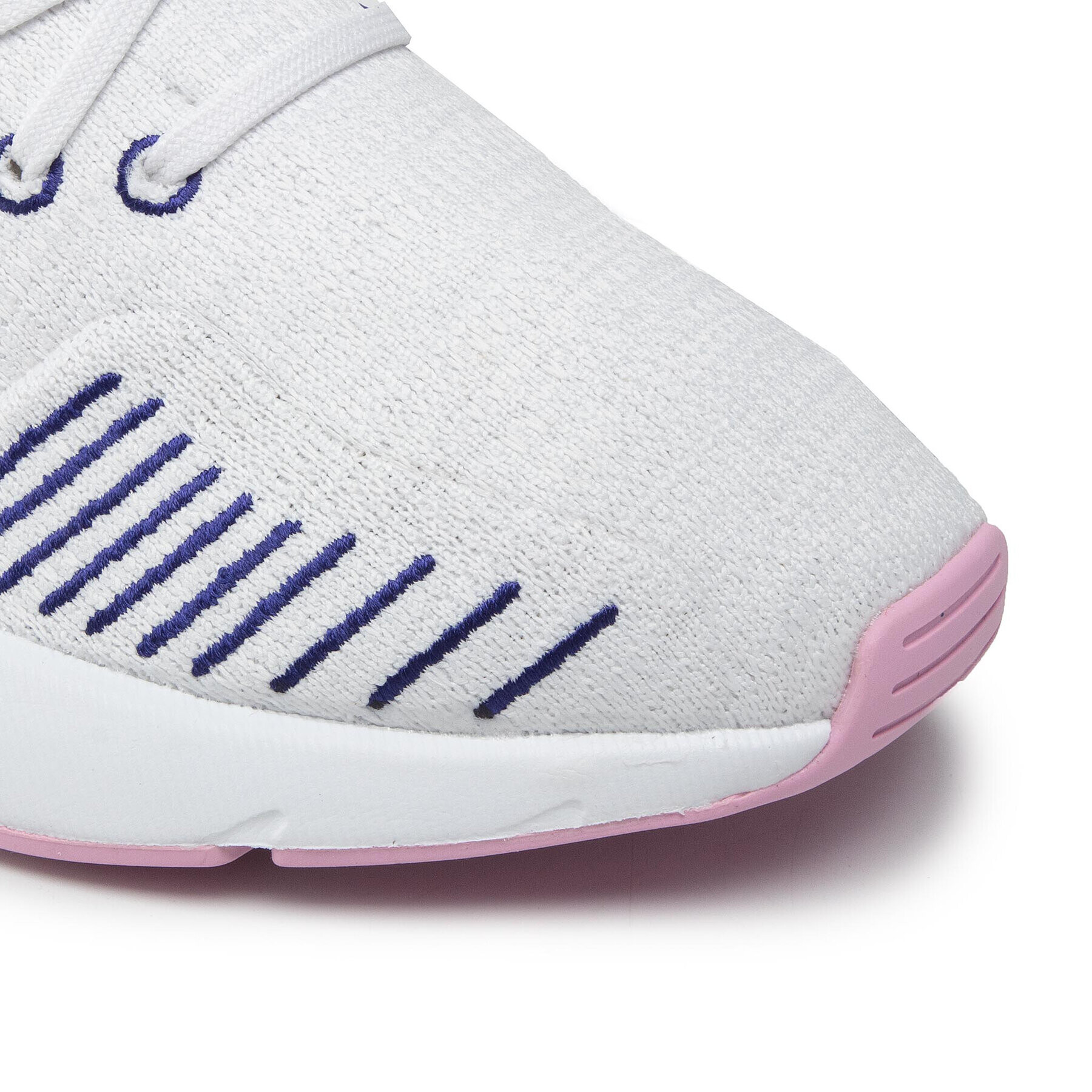 adidas Обувки Swift Run 22 J GZ0798 Бял - Pepit.bg