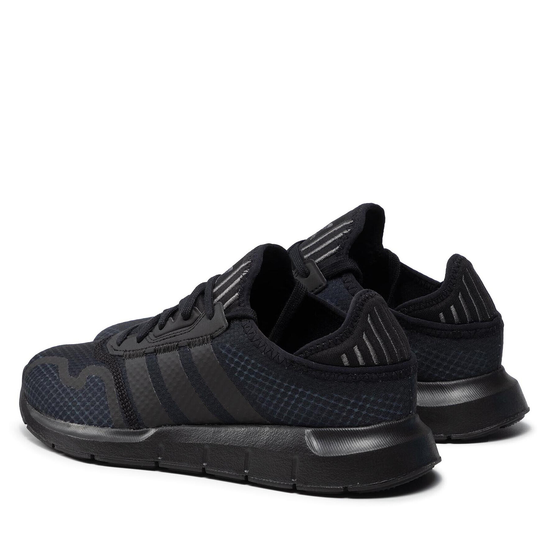 adidas Обувки Swift Run X H04305 Черен - Pepit.bg