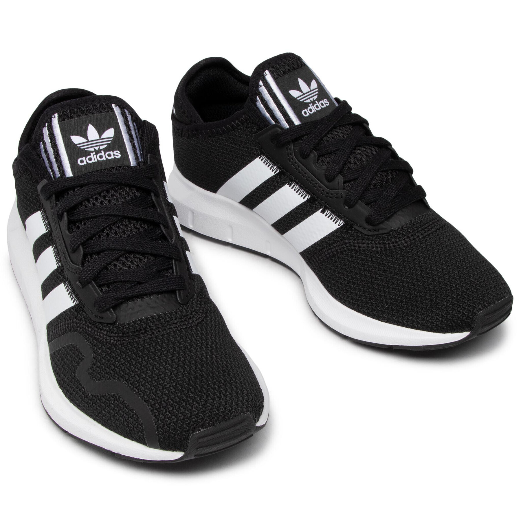 adidas Обувки Swift Run X J FY2150 Черен - Pepit.bg