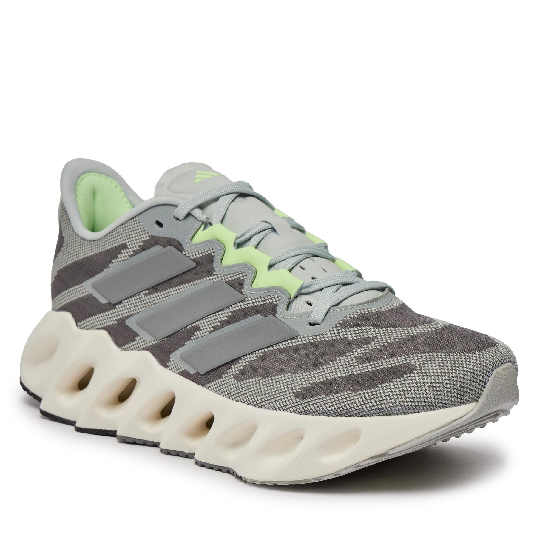 adidas Обувки Switch Fwd M ID2635 Сив - Pepit.bg
