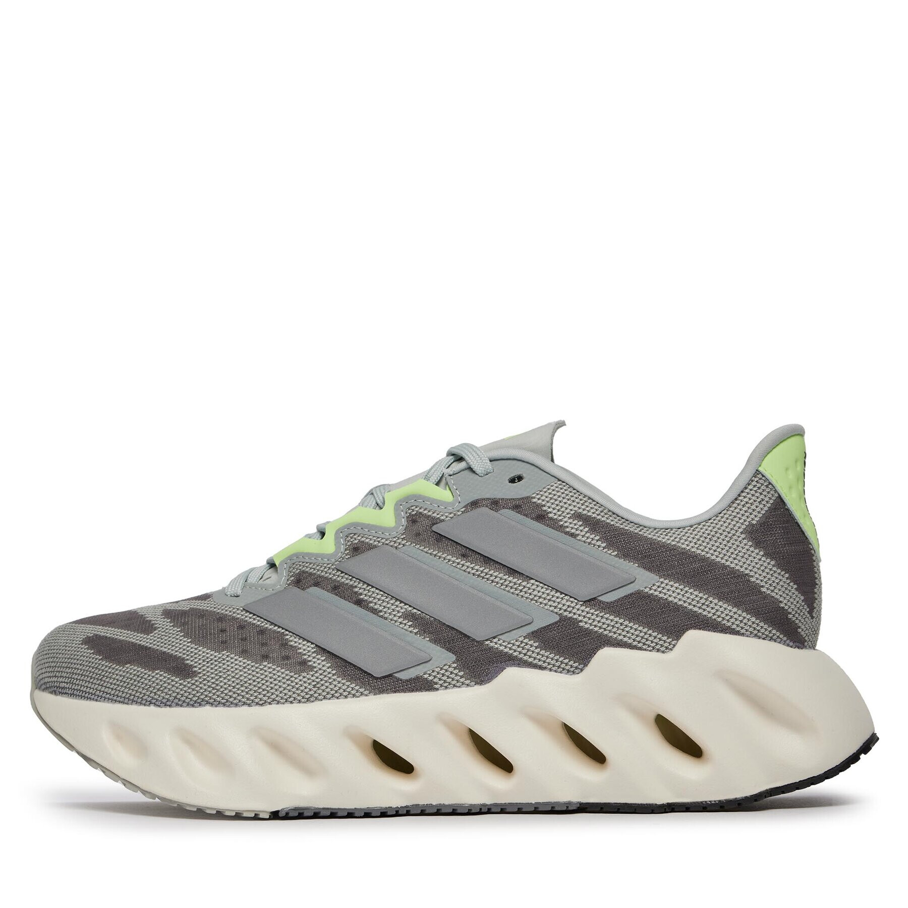 adidas Обувки Switch Fwd M ID2635 Сив - Pepit.bg