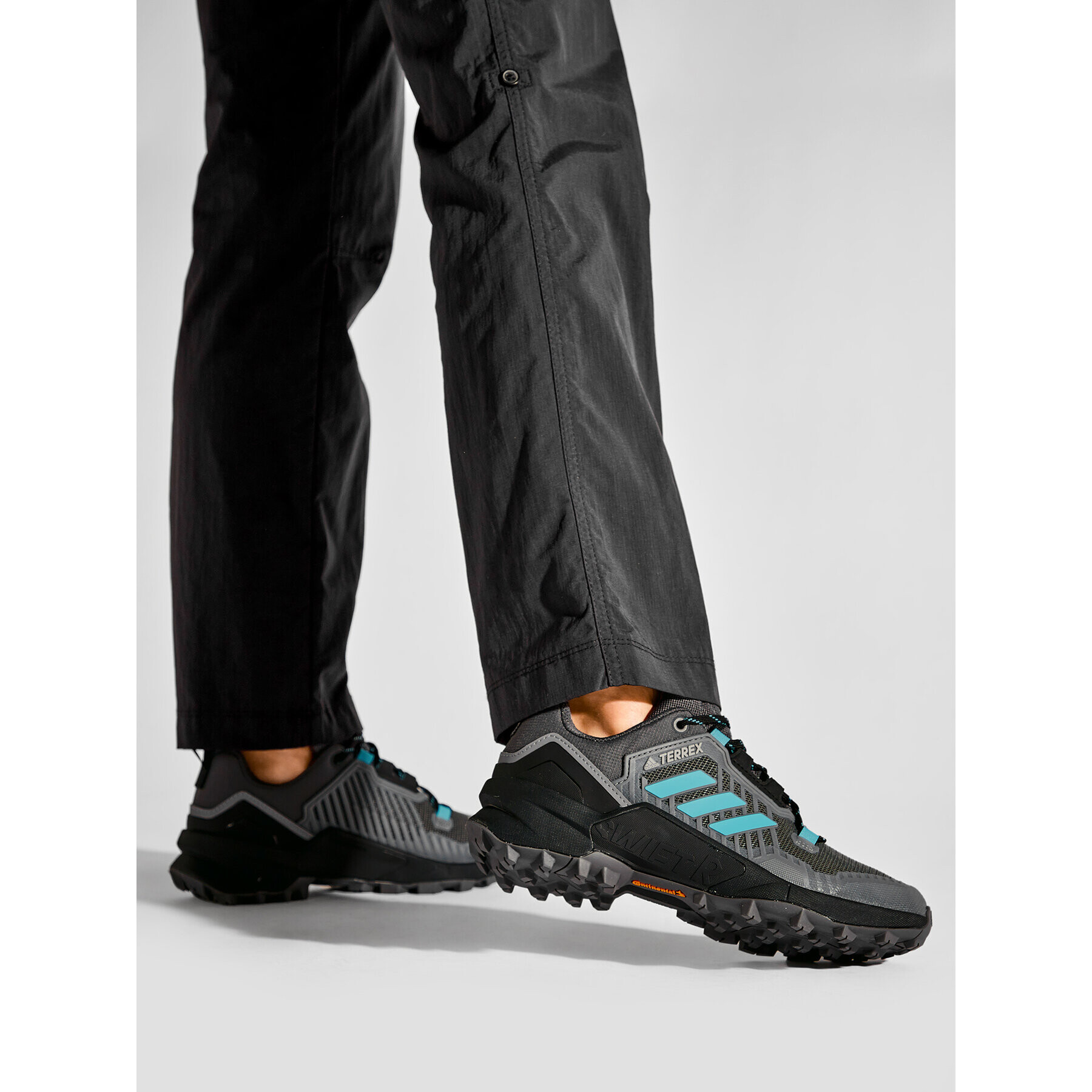 adidas Обувки Terrex Swift R3 W GX5392 Сив - Pepit.bg