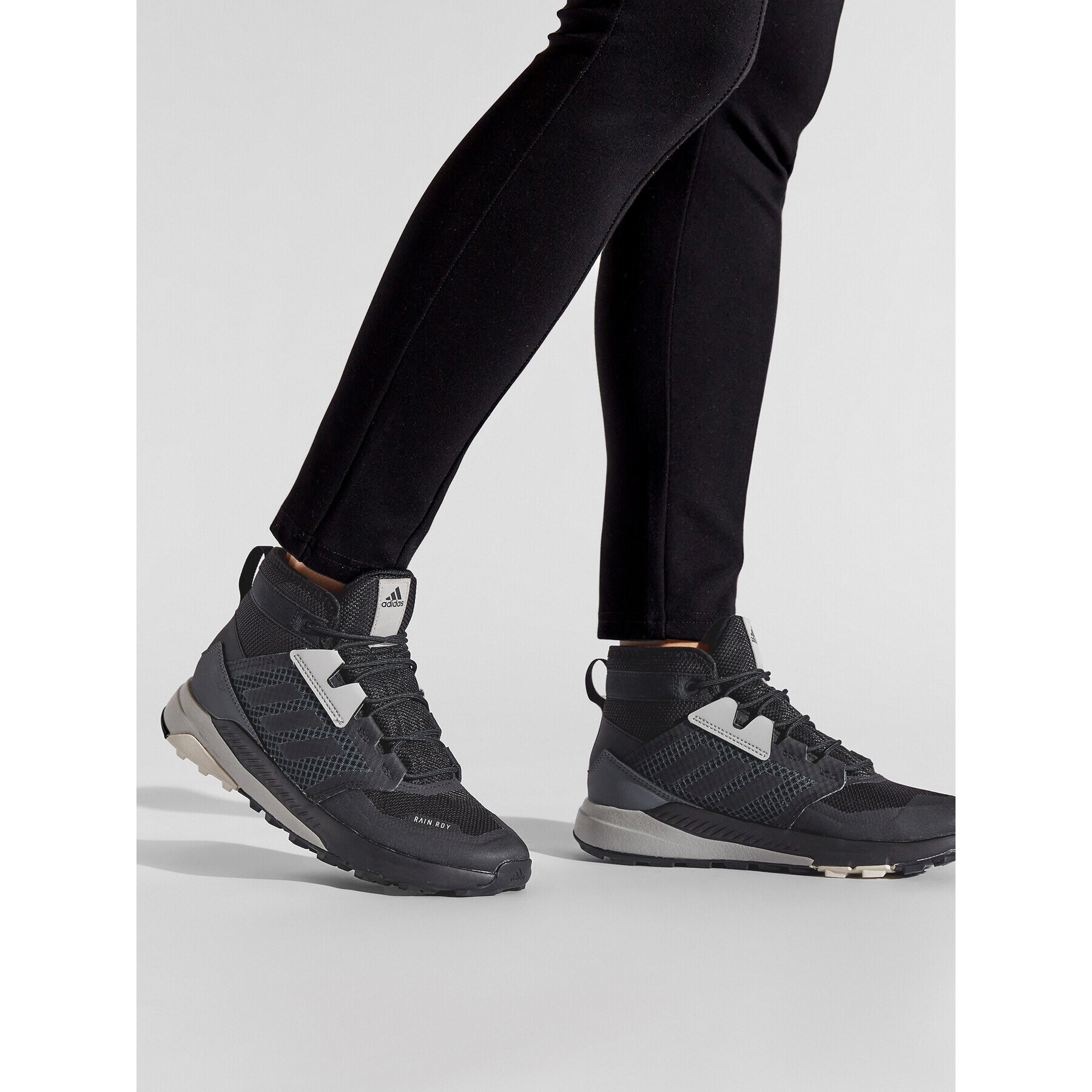 adidas Обувки Terrex Trailmaker Mid R.Rd FW9322 Черен - Pepit.bg
