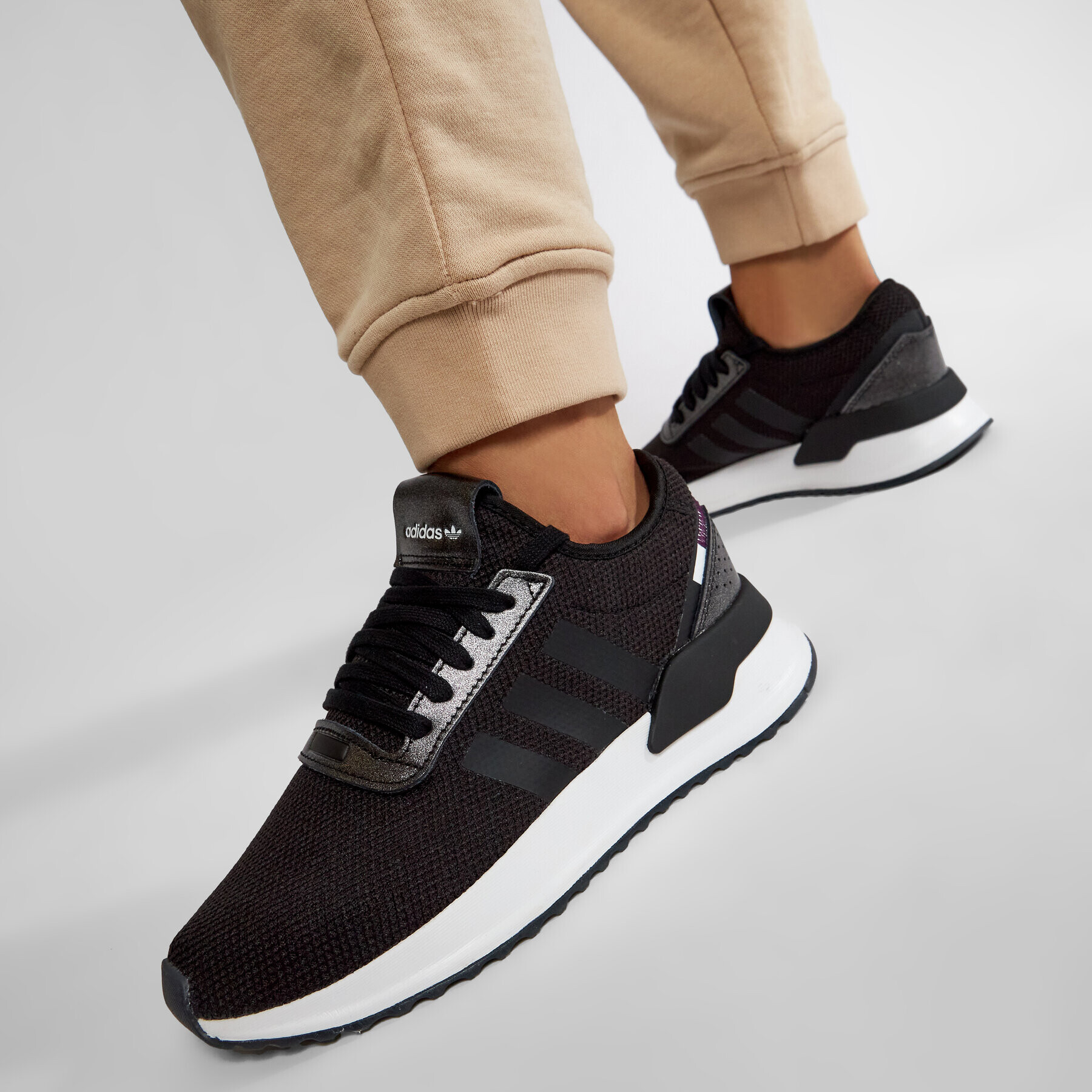 adidas Обувки U Path X W EE7159 Черен - Pepit.bg