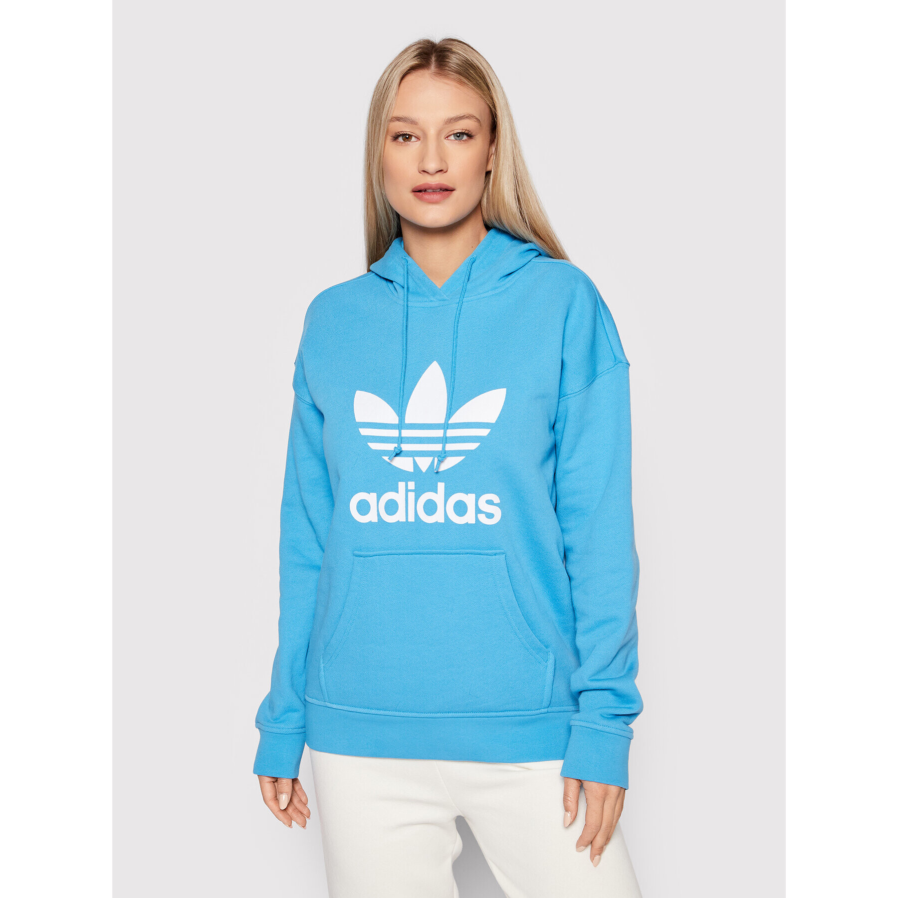 adidas Суитшърт adicolor Trefoil HE6952 Син Regular Fit - Pepit.bg