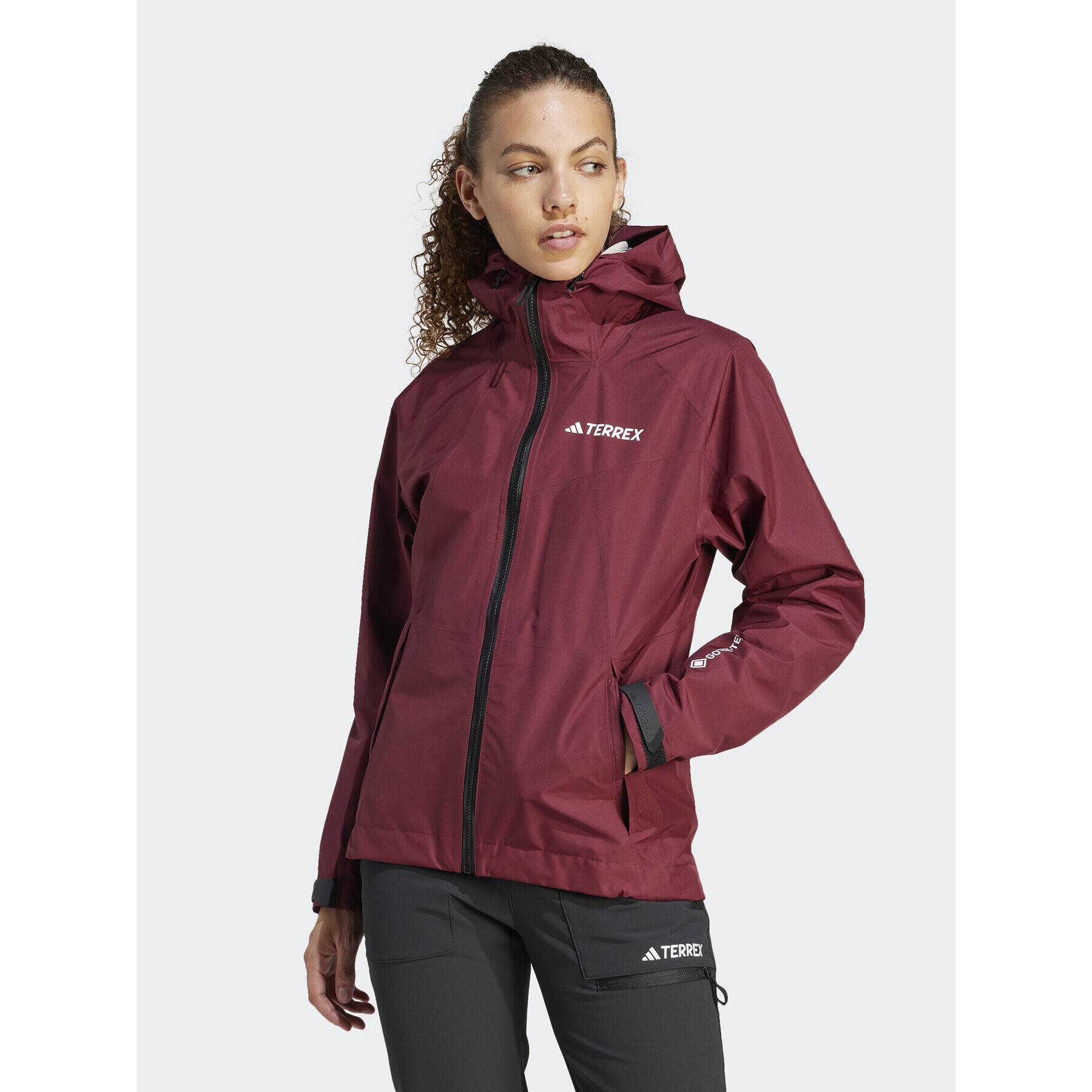 adidas Outdoor яке Terrex Xperior GORE-TEX Paclite Rain IB4257 Червен Regular Fit - Pepit.bg