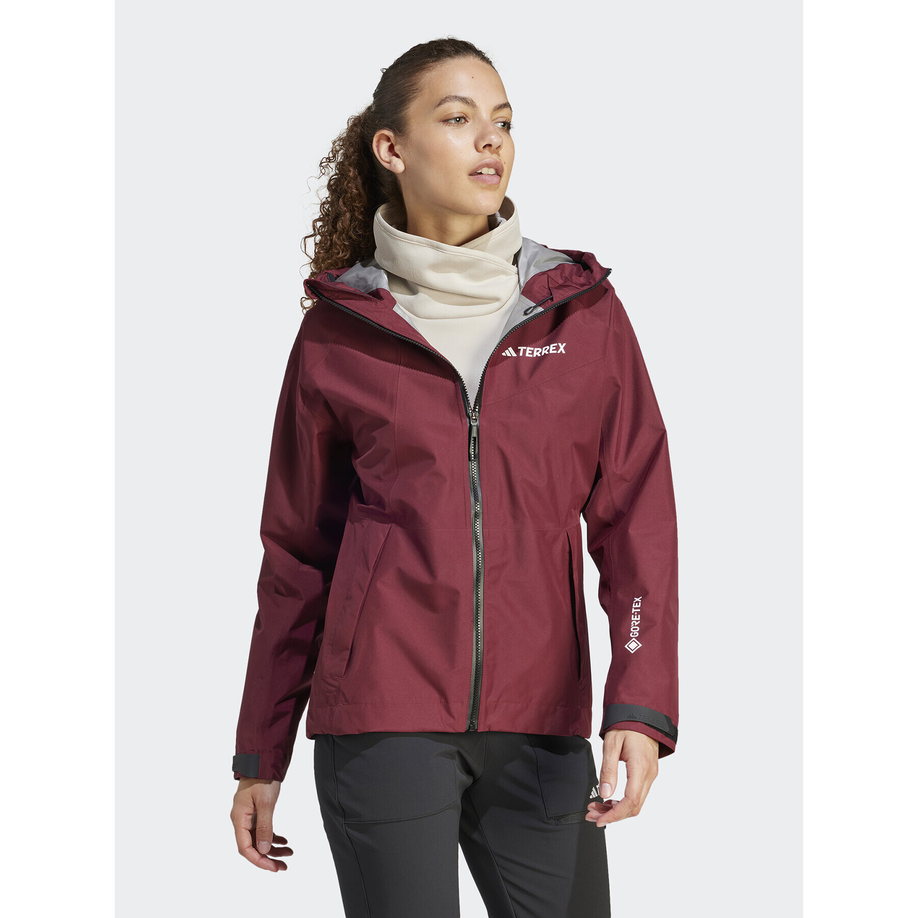 adidas Outdoor яке Terrex Xperior GORE-TEX Paclite Rain IB4257 Червен Regular Fit - Pepit.bg