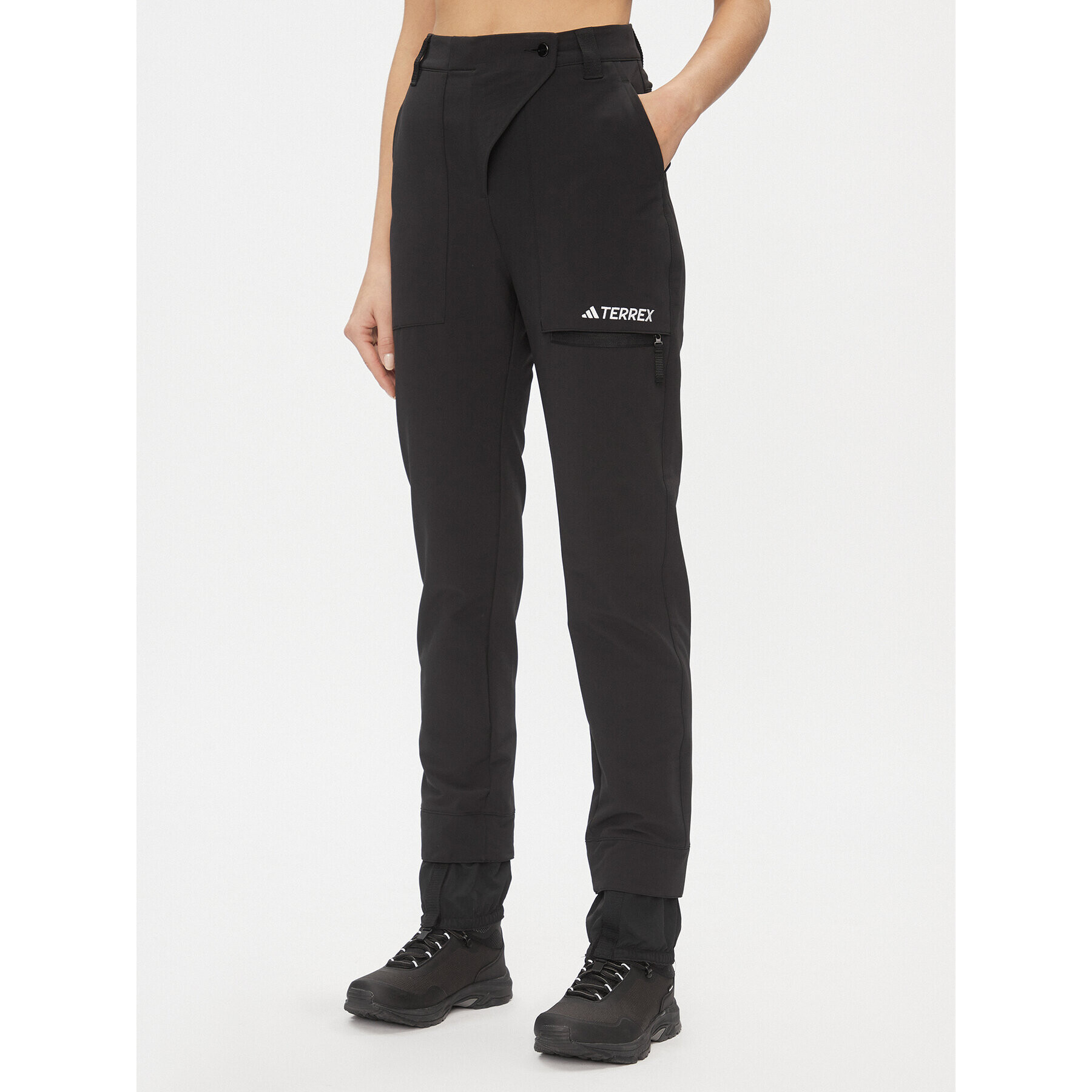 adidas Outdoor панталони IB1131 Черен Regular Fit - Pepit.bg