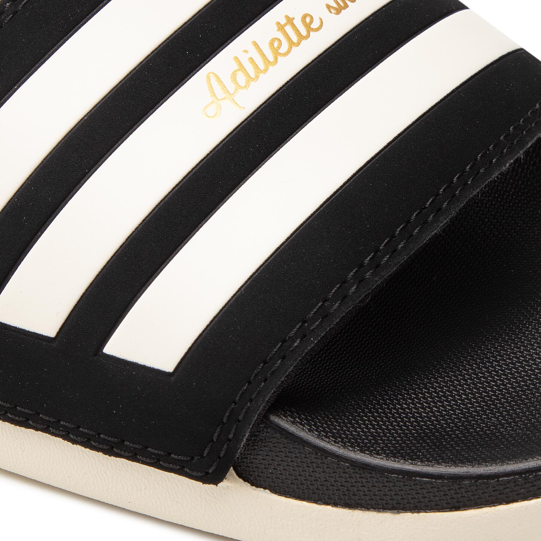 adidas Чехли adilette Comfort GW5966 Черен - Pepit.bg