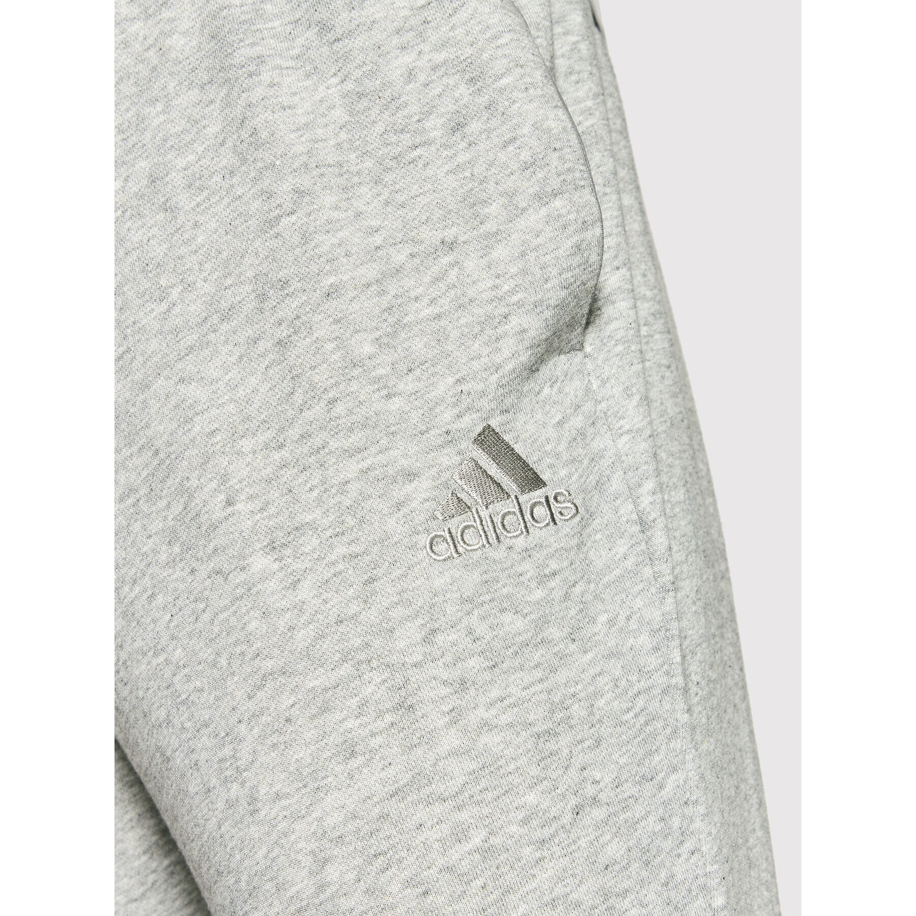 adidas Долнище анцуг Essentials GK8978 Сив Regular Fit - Pepit.bg