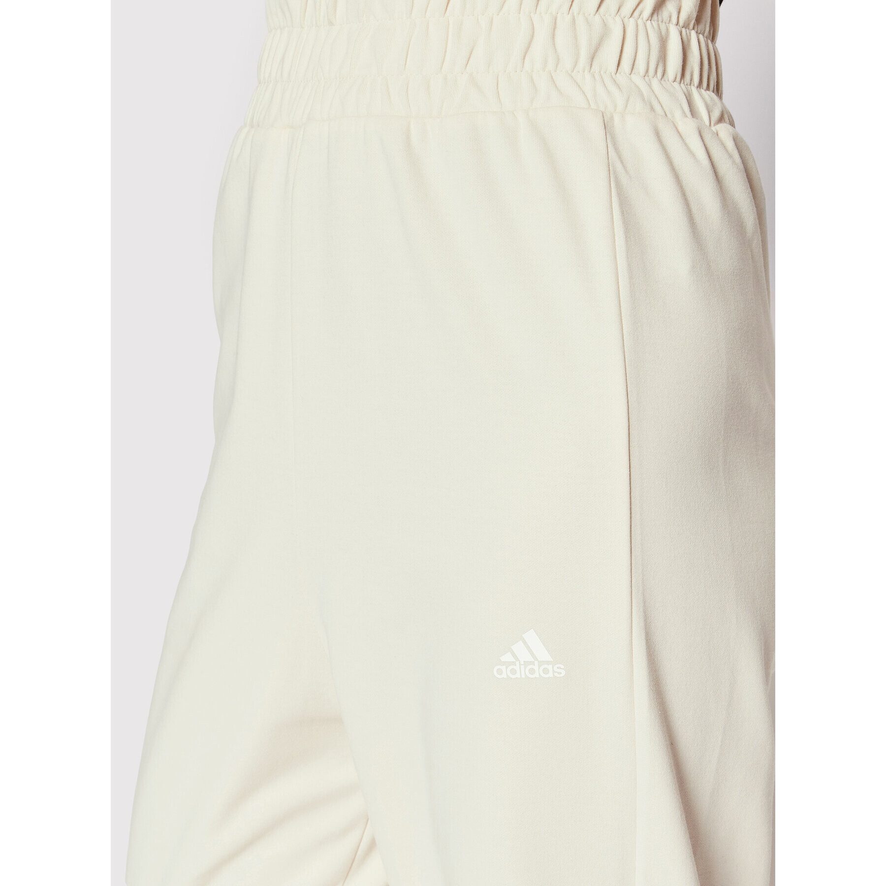 adidas Долнище анцуг Yoga HD6829 Бежов Regular Fit - Pepit.bg