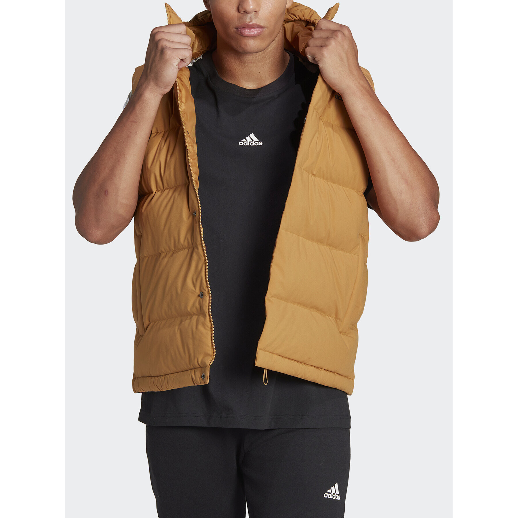 adidas Елек Helionic HG6275 Кафяв Regular Fit - Pepit.bg
