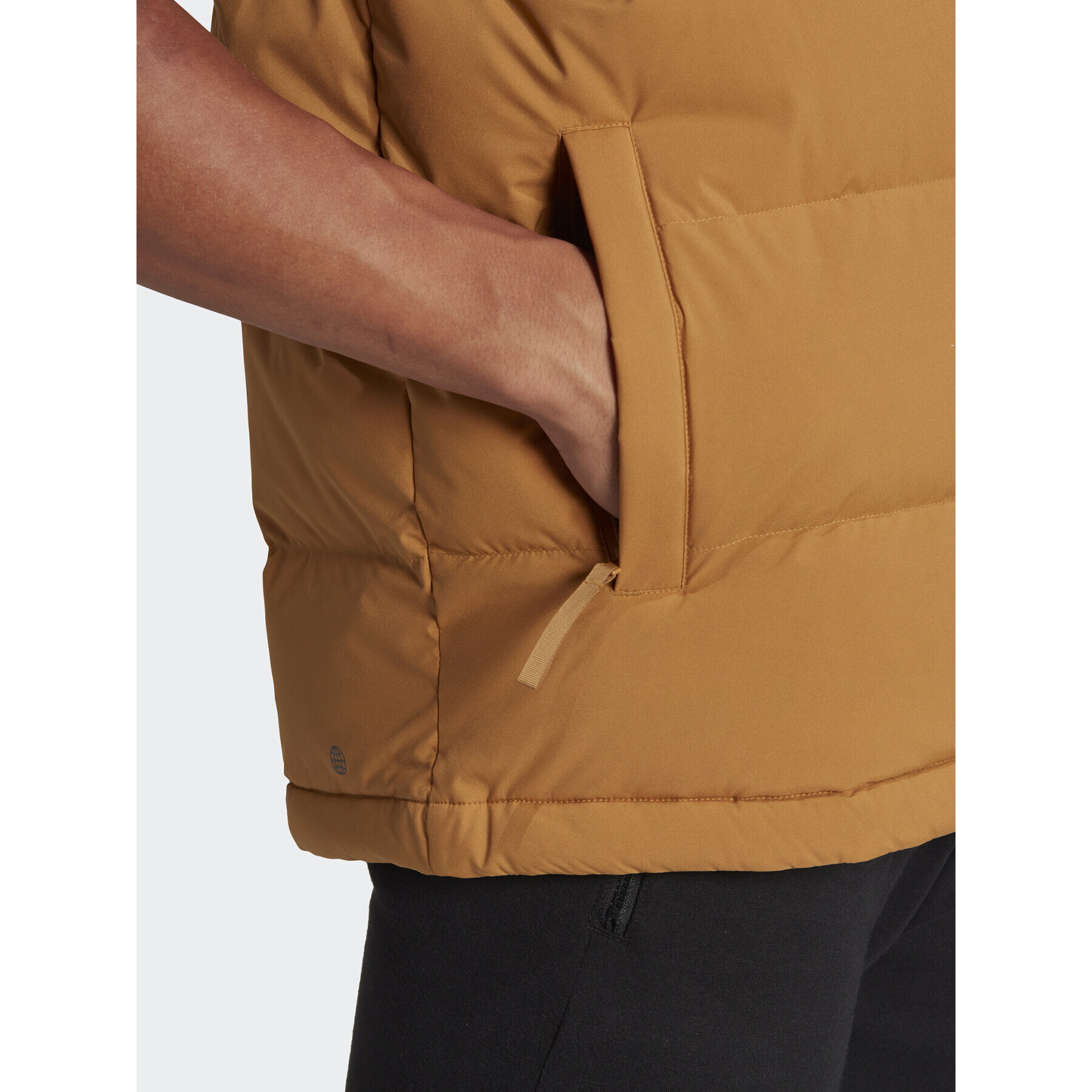 adidas Елек Helionic HG6275 Кафяв Regular Fit - Pepit.bg