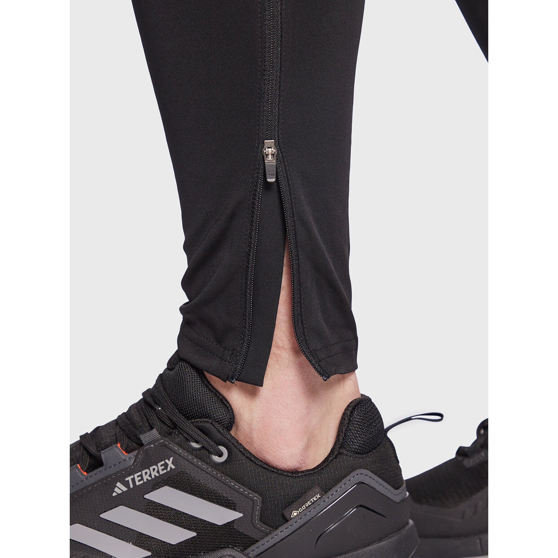 adidas Клин Own the Run Leggings HM8444 Черен Fitted Fit - Pepit.bg