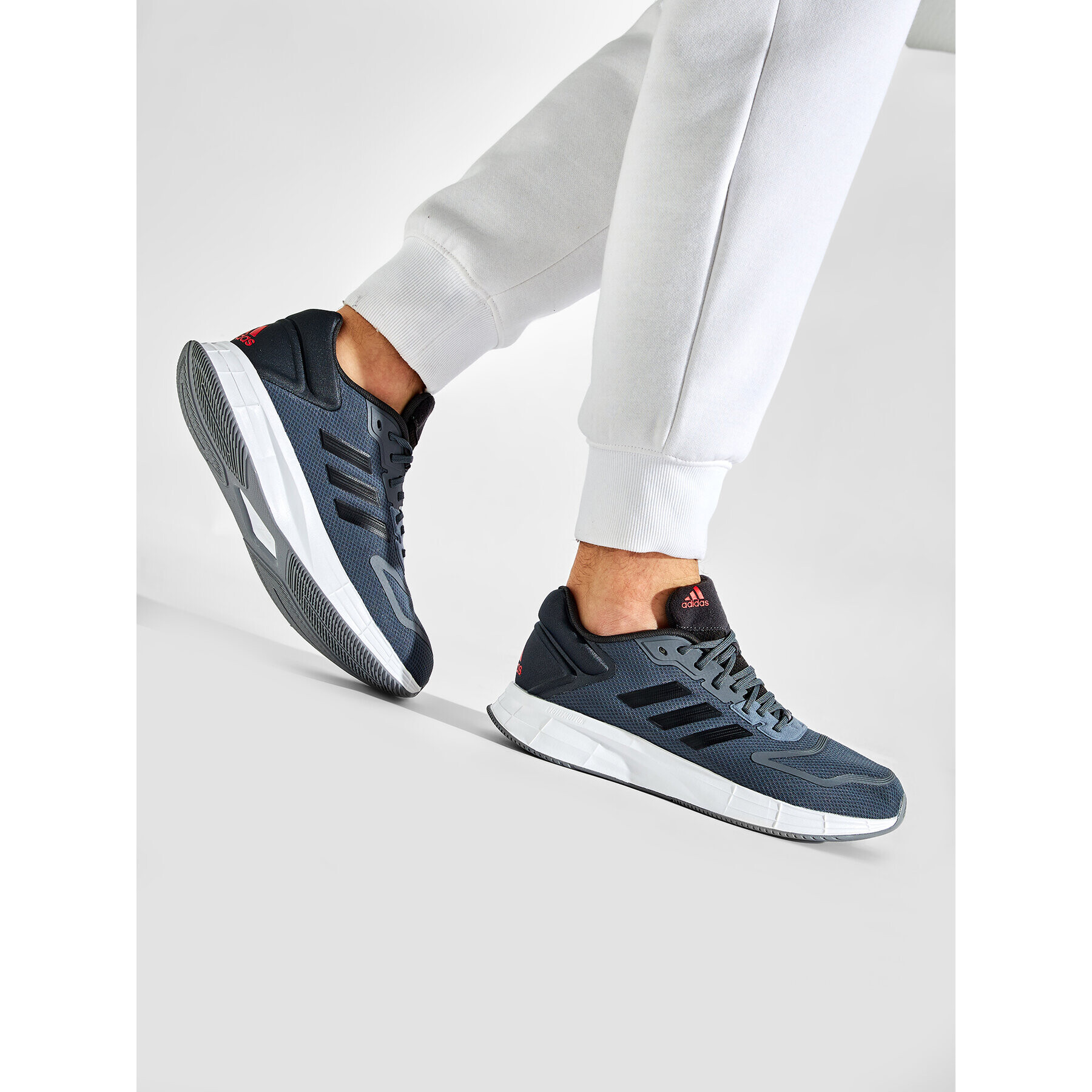 adidas Обувки Duramo 10 GW4074 Сив - Pepit.bg
