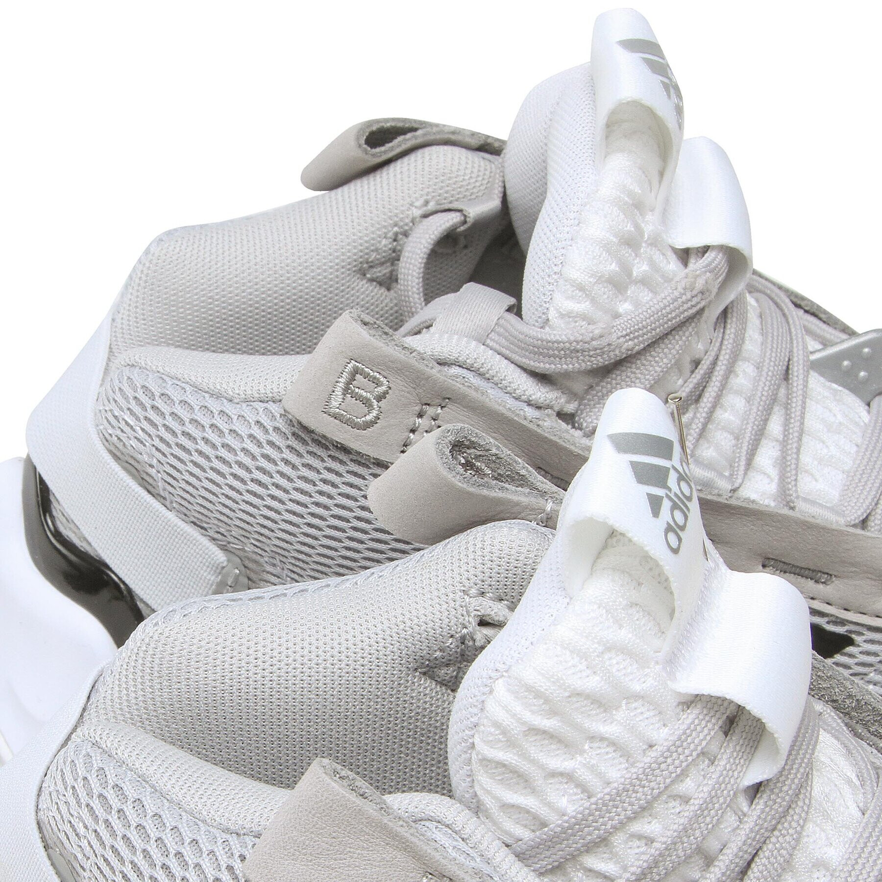 adidas Обувки Exhibit B Wmns Mid GY8983 Сив - Pepit.bg