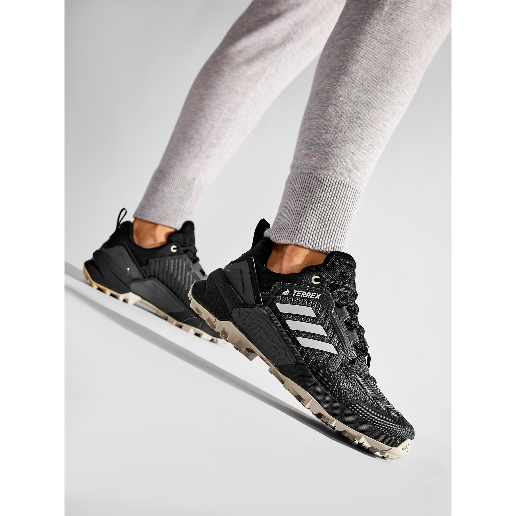 adidas Обувки Terrex Swift R3 W FX7339 Черен - Pepit.bg