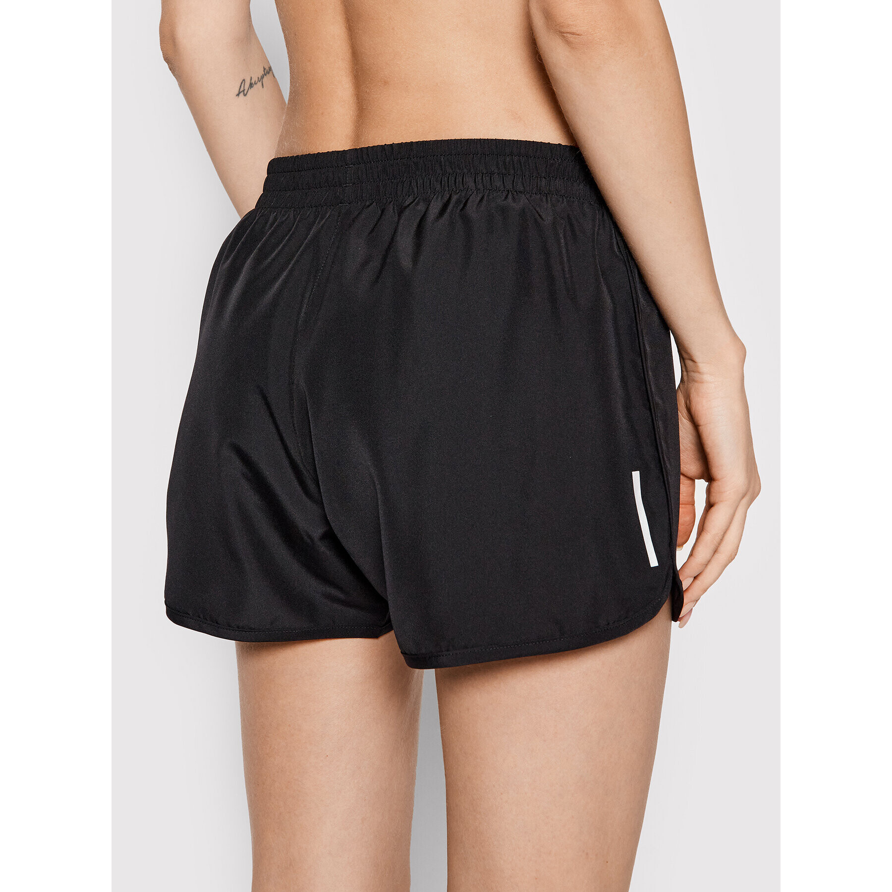 adidas Спортни шорти Runn FR8375 Черен Regular Fit - Pepit.bg