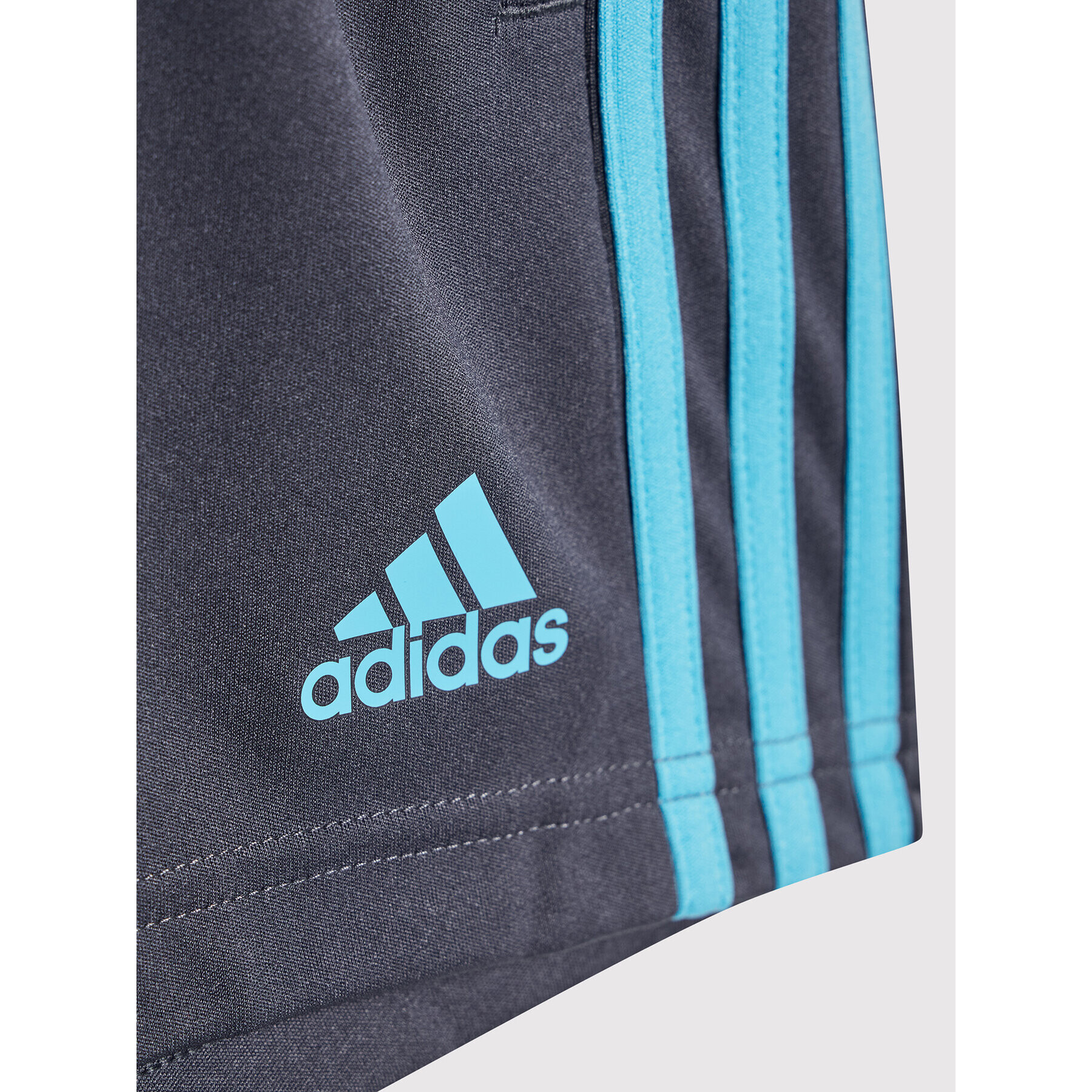 adidas Спортни шорти Tiro Essentials HE7169 Тъмносин Regular Fit - Pepit.bg