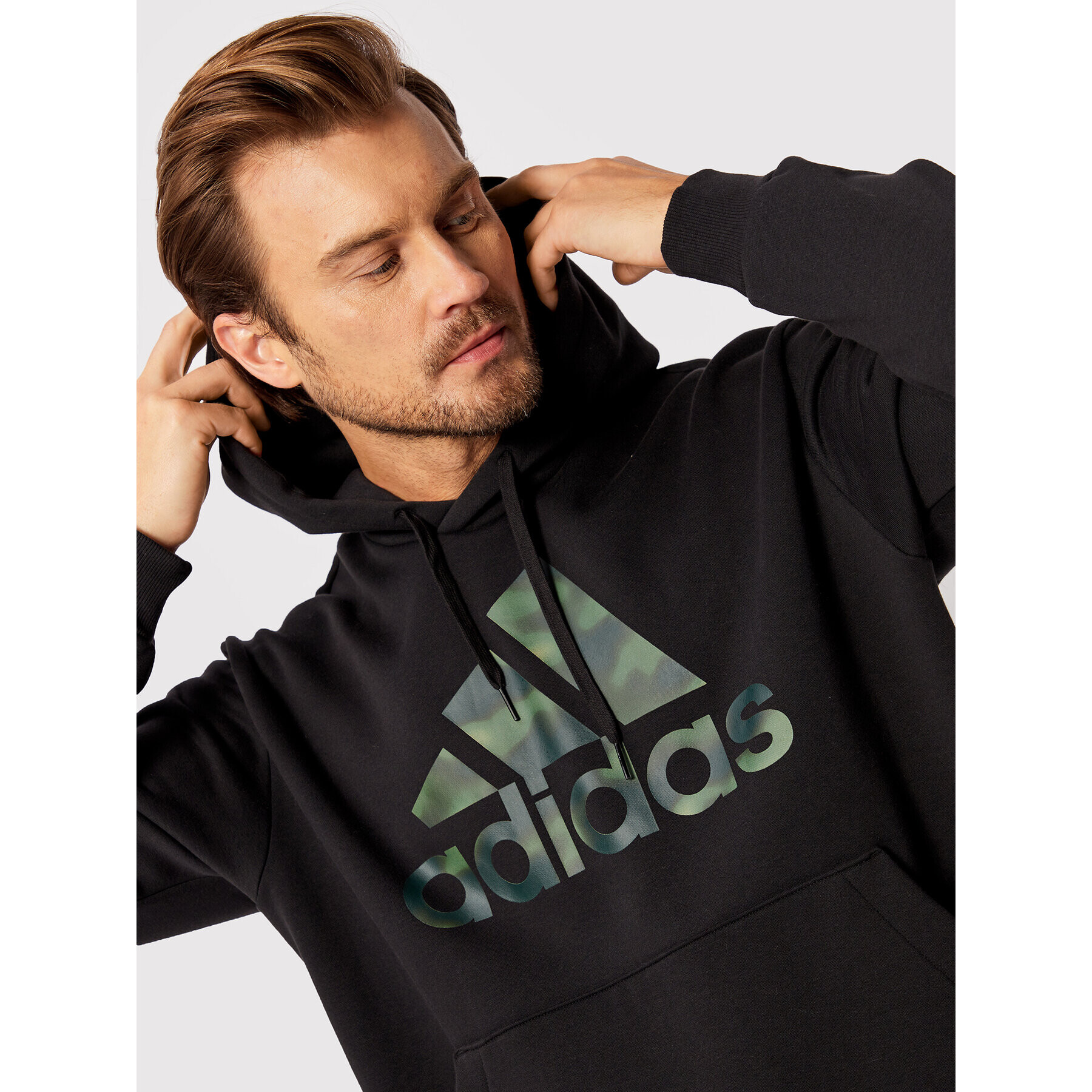 adidas Суитшърт Essentials Camo Print HL6933 Черен Loose Fit - Pepit.bg