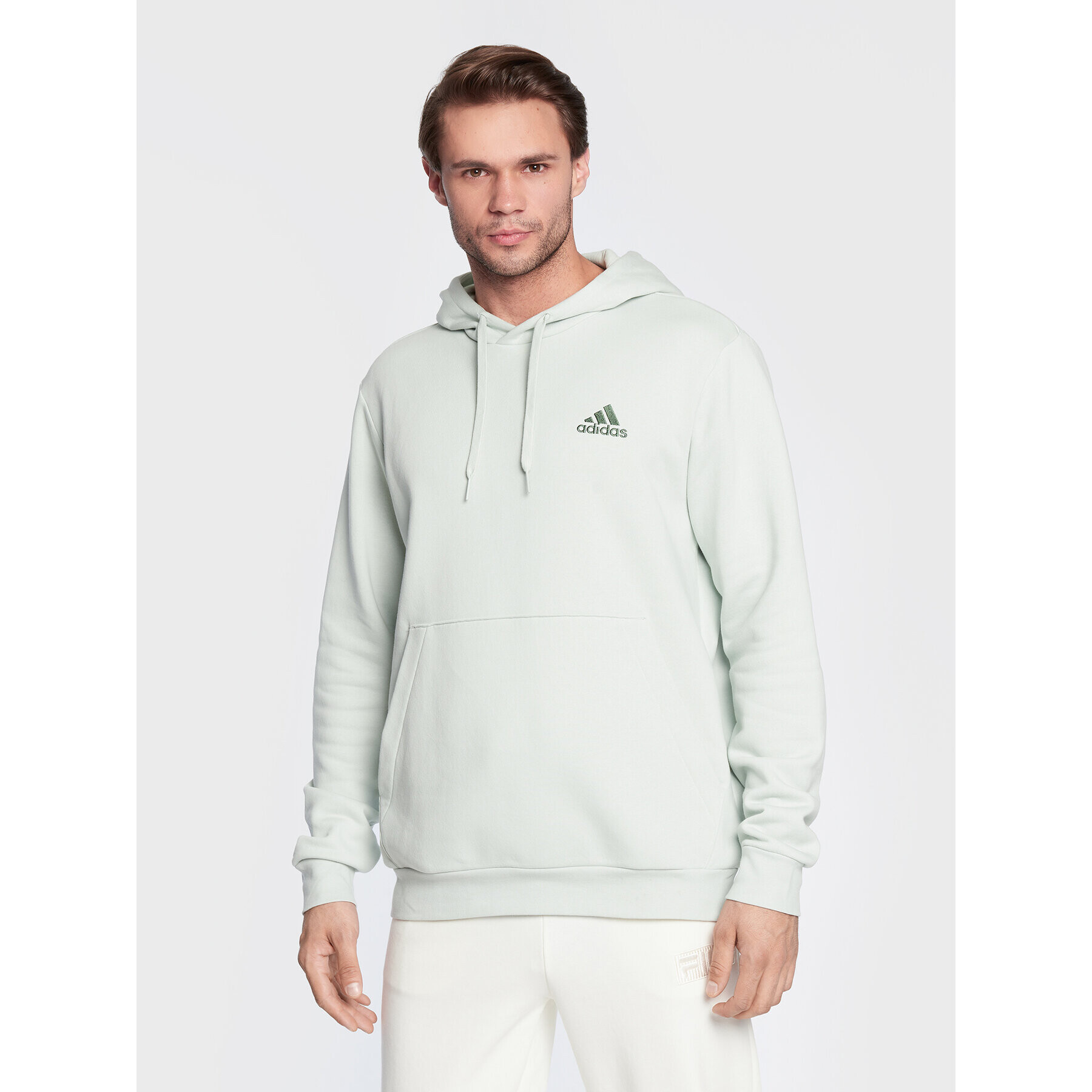 adidas Суитшърт Essentials HL2275 Зелен Regular Fit - Pepit.bg