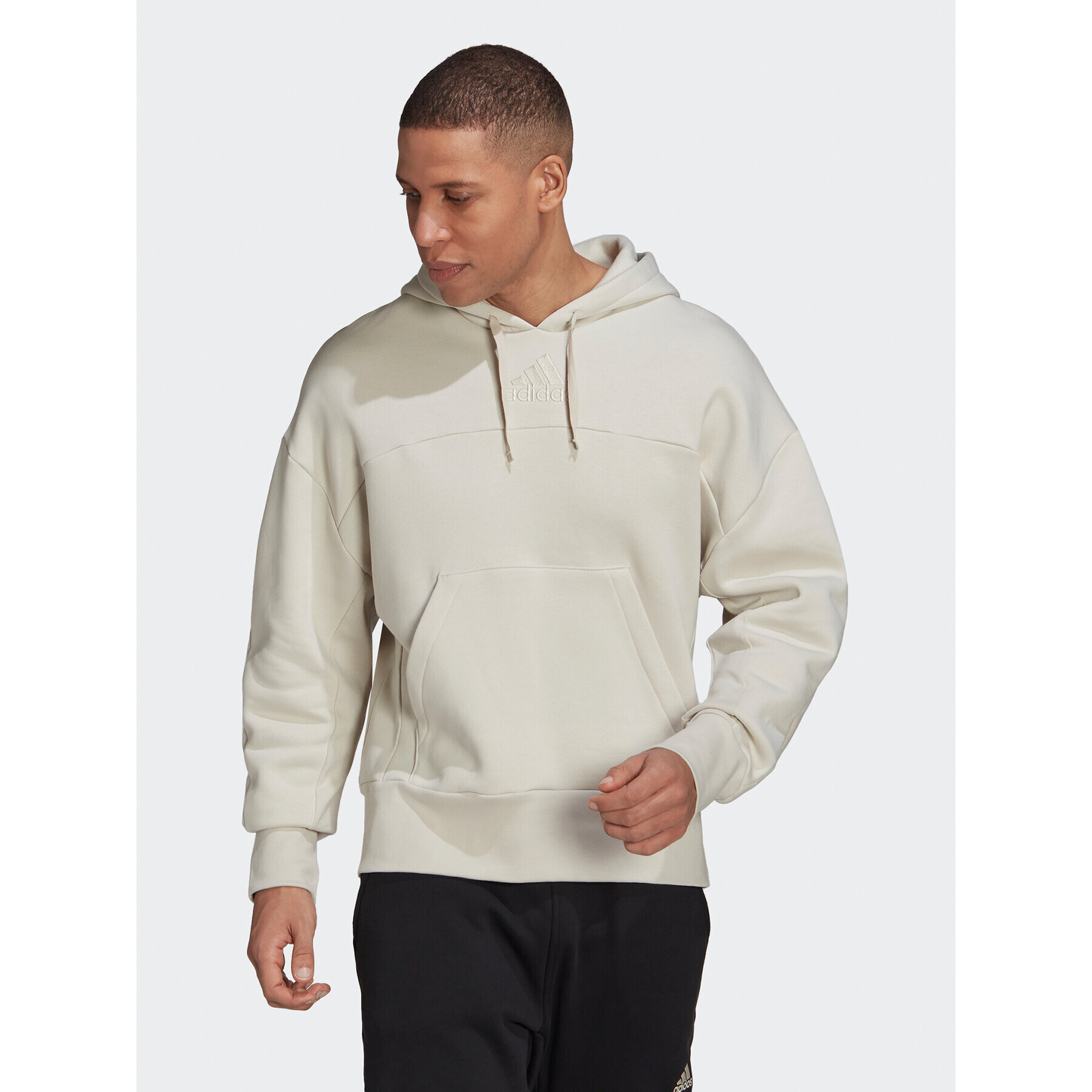 adidas Суитшърт Studio Lounge HC5881 Бежов Regular Fit - Pepit.bg