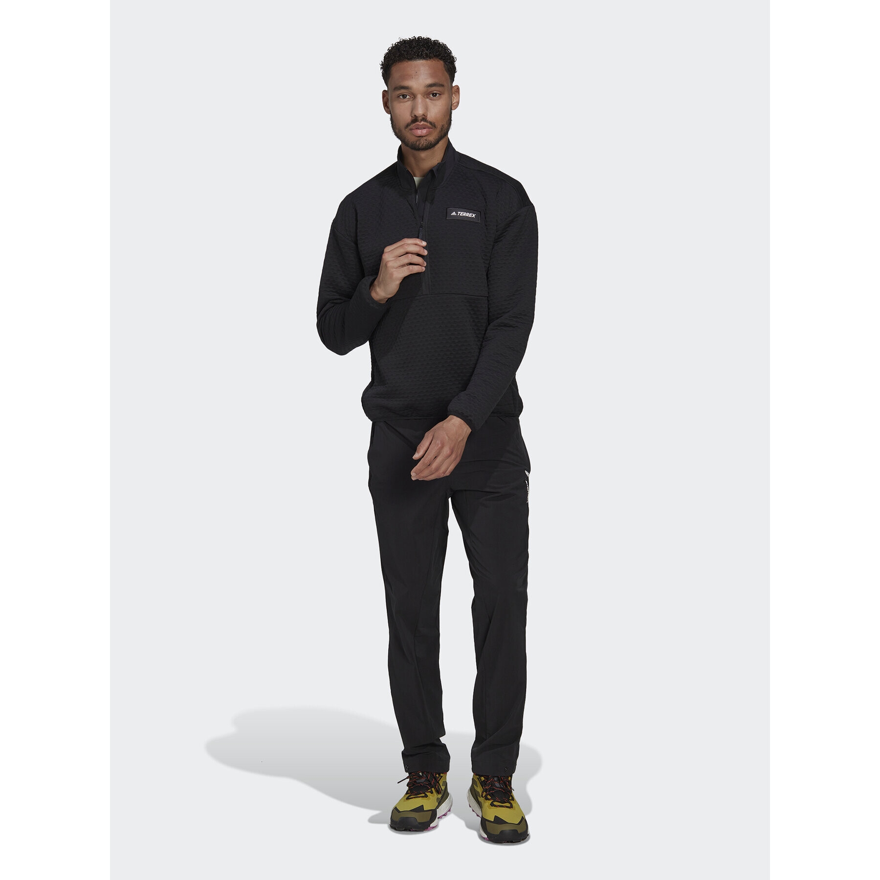 adidas Суитшърт Terrex Hike HH9252 Черен Regular Fit - Pepit.bg