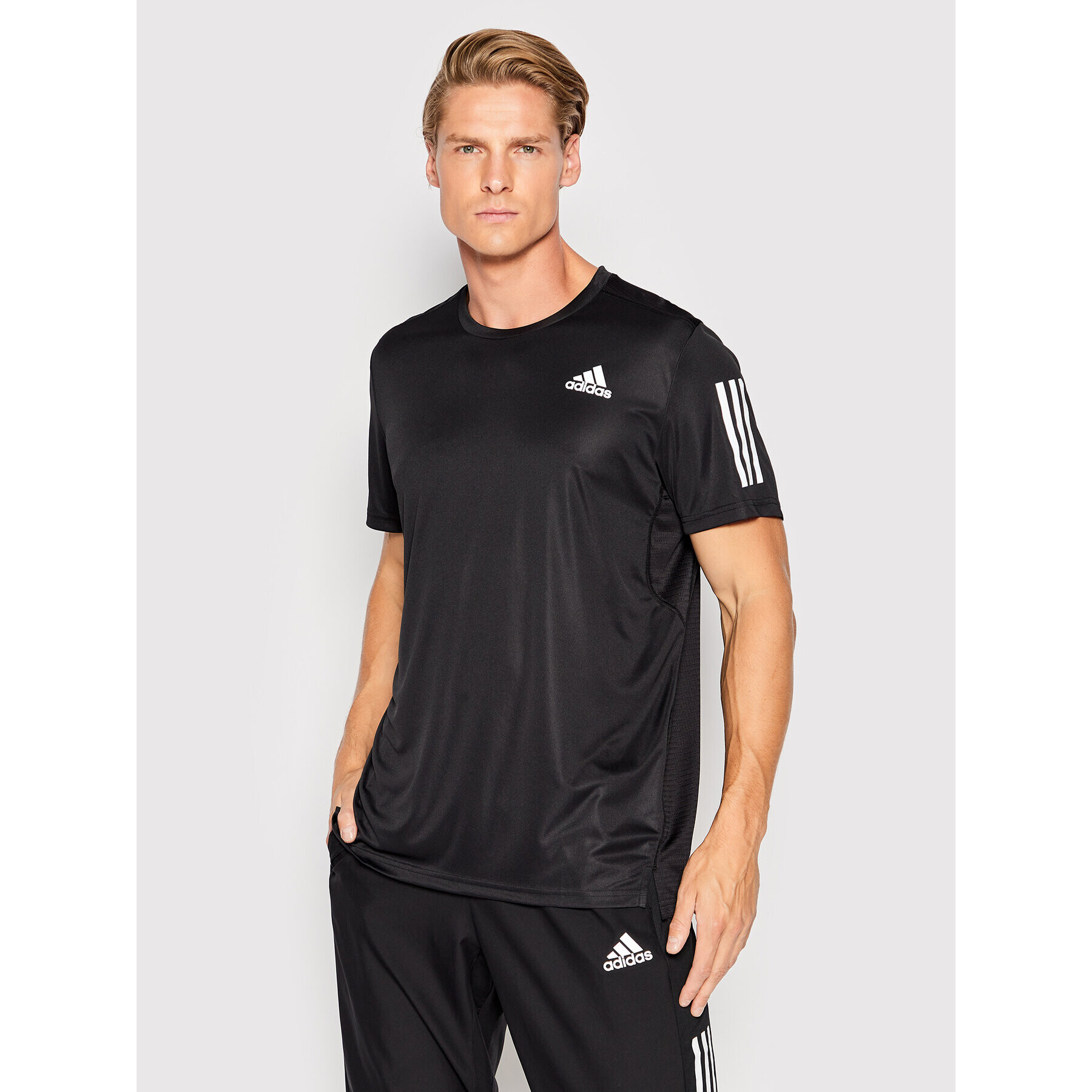 adidas Тениска от техническо трико Own The Run H58591 Черен Regular Fit - Pepit.bg