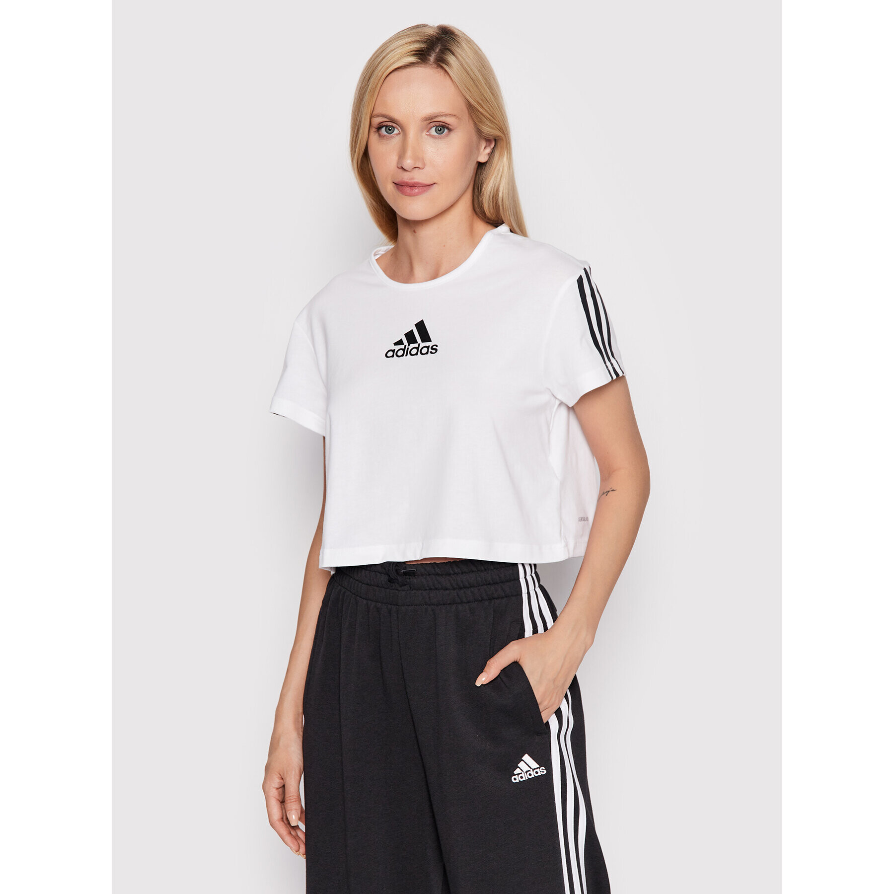 adidas Тишърт Aeroredy Made For Training HD9352 Бял Loose Fit - Pepit.bg