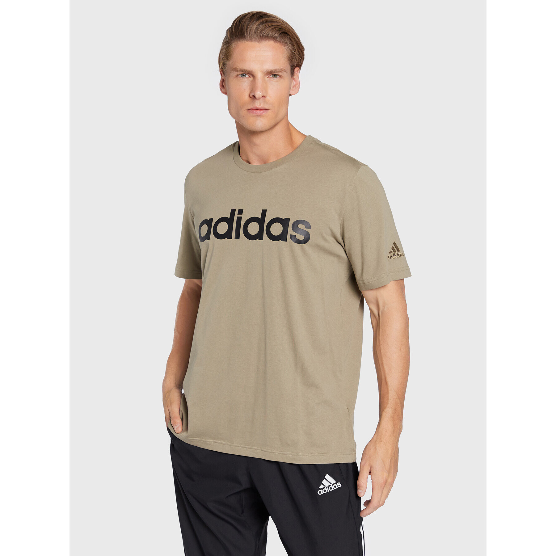 adidas Тишърт Essentials Embroidered Linear Logo HC4962 Зелен Regular Fit - Pepit.bg