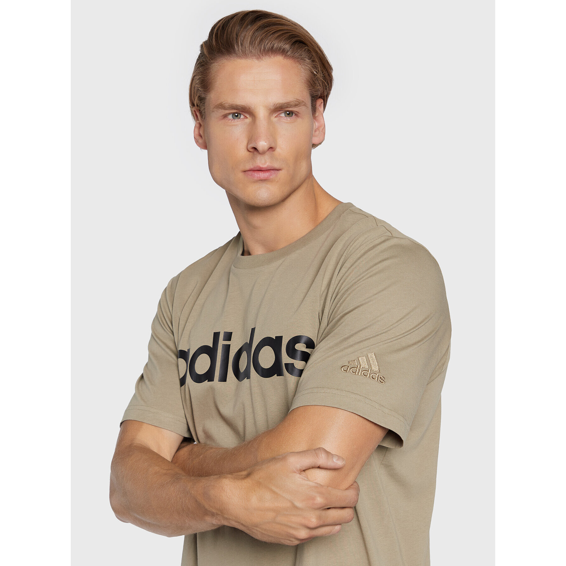 adidas Тишърт Essentials Embroidered Linear Logo HC4962 Зелен Regular Fit - Pepit.bg