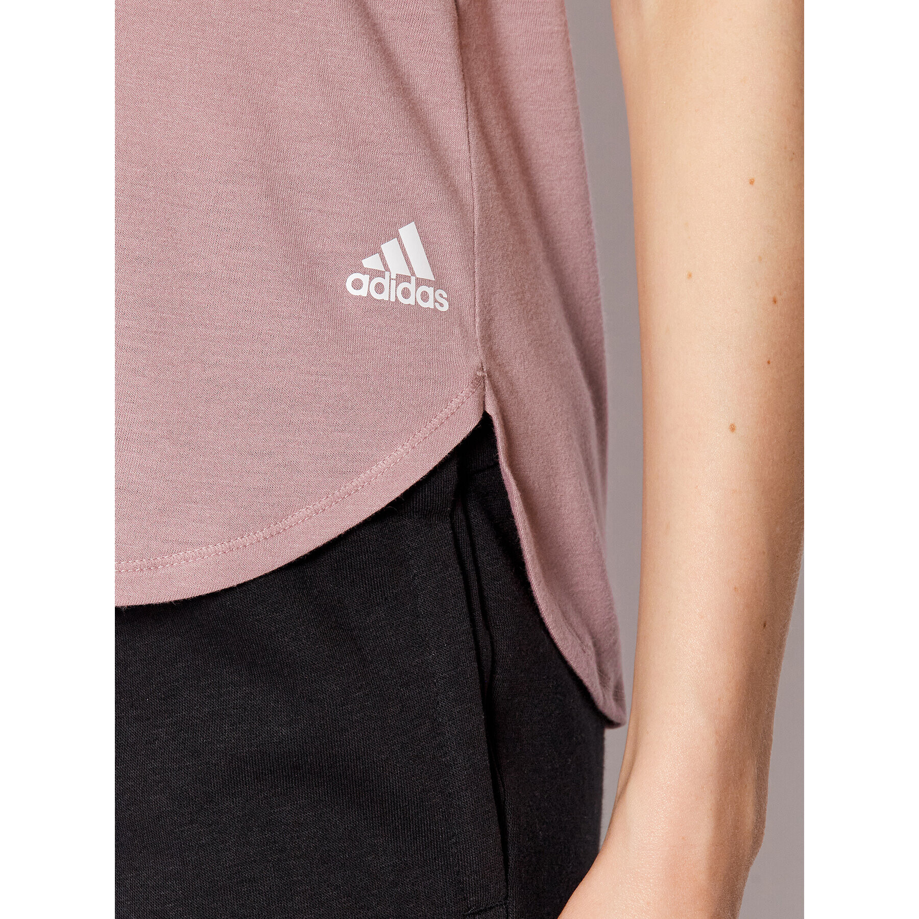 adidas Тишърт Go To 2.0 HD9567 Розов Regular Fit - Pepit.bg