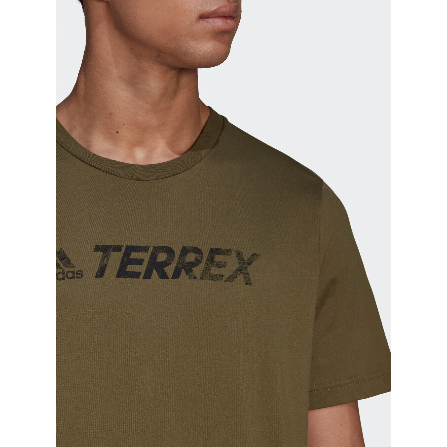 adidas Тишърт Terrex Classic Logo HF3283 Зелен Regular Fit - Pepit.bg