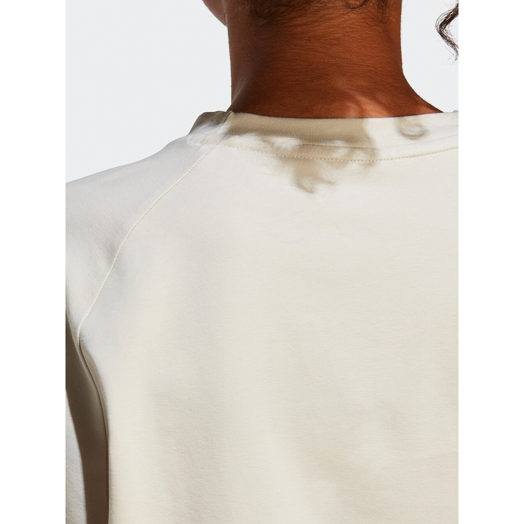 adidas Тишърт W Hol T HN6484 Бежов Regular Fit - Pepit.bg