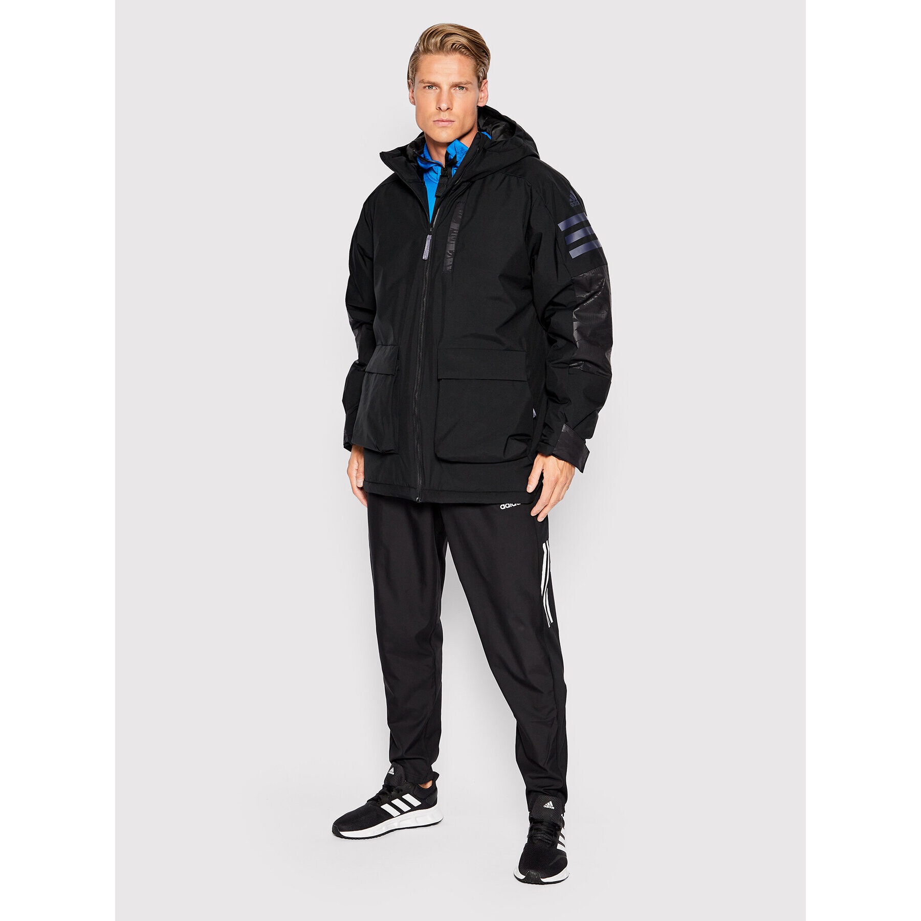 adidas Зимно яке Utilitas Insulated H65743 Черен Relaxed Fit - Pepit.bg