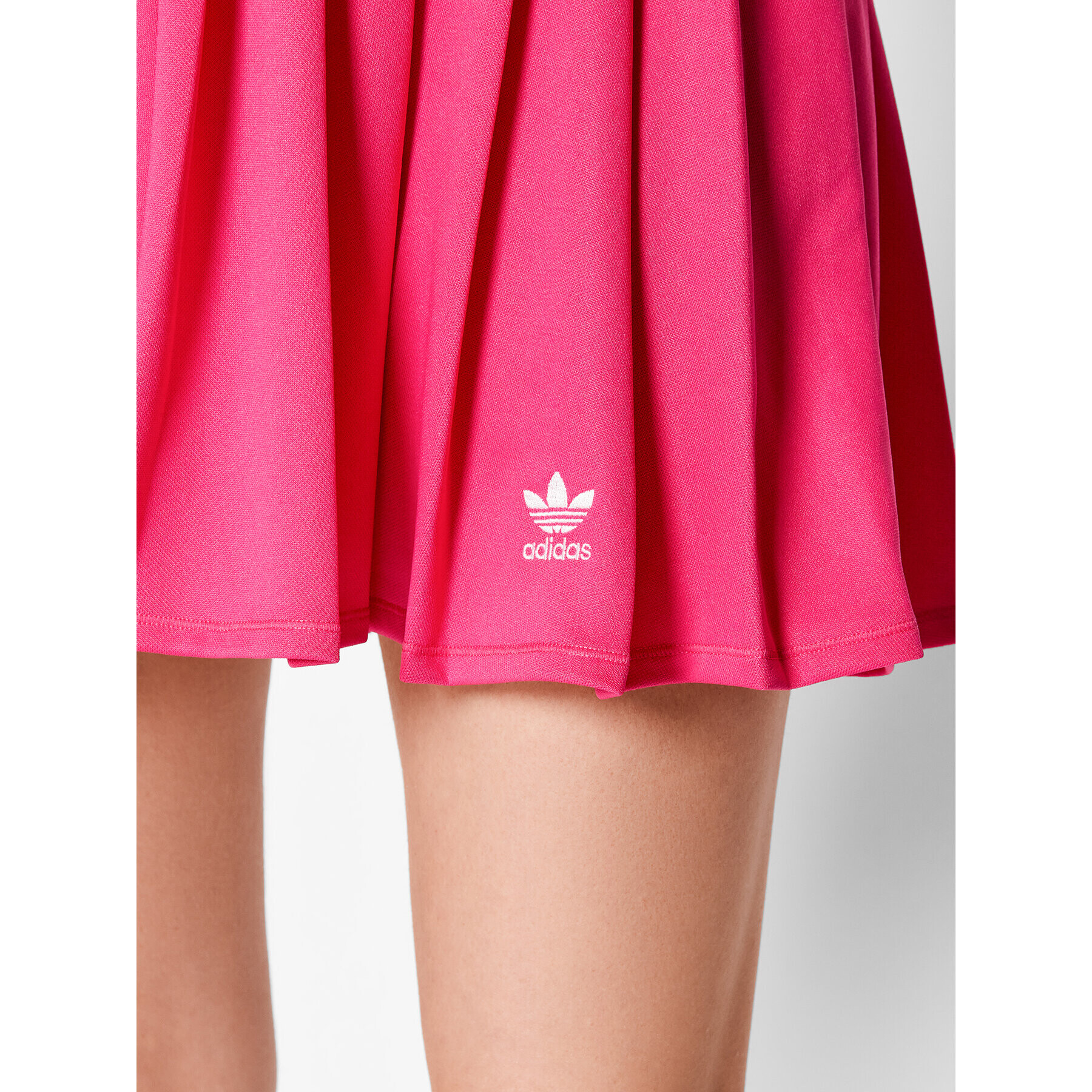 adidas Плисирана пола adicolor Classics HG6151 Розов Regular Fit - Pepit.bg