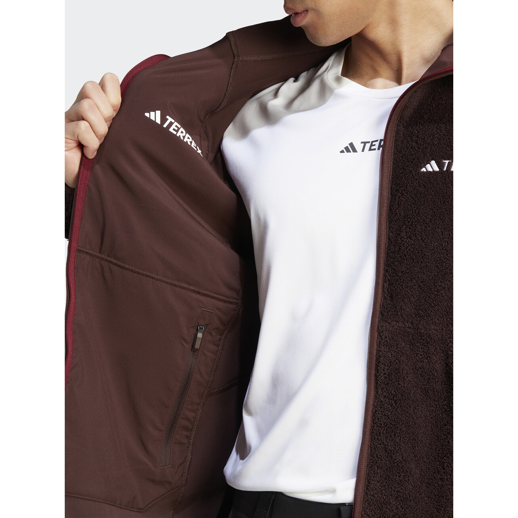 adidas Полар Terrex Techrock Reversible High-Pile-Fleece IB1866 Кафяв Slim Fit - Pepit.bg