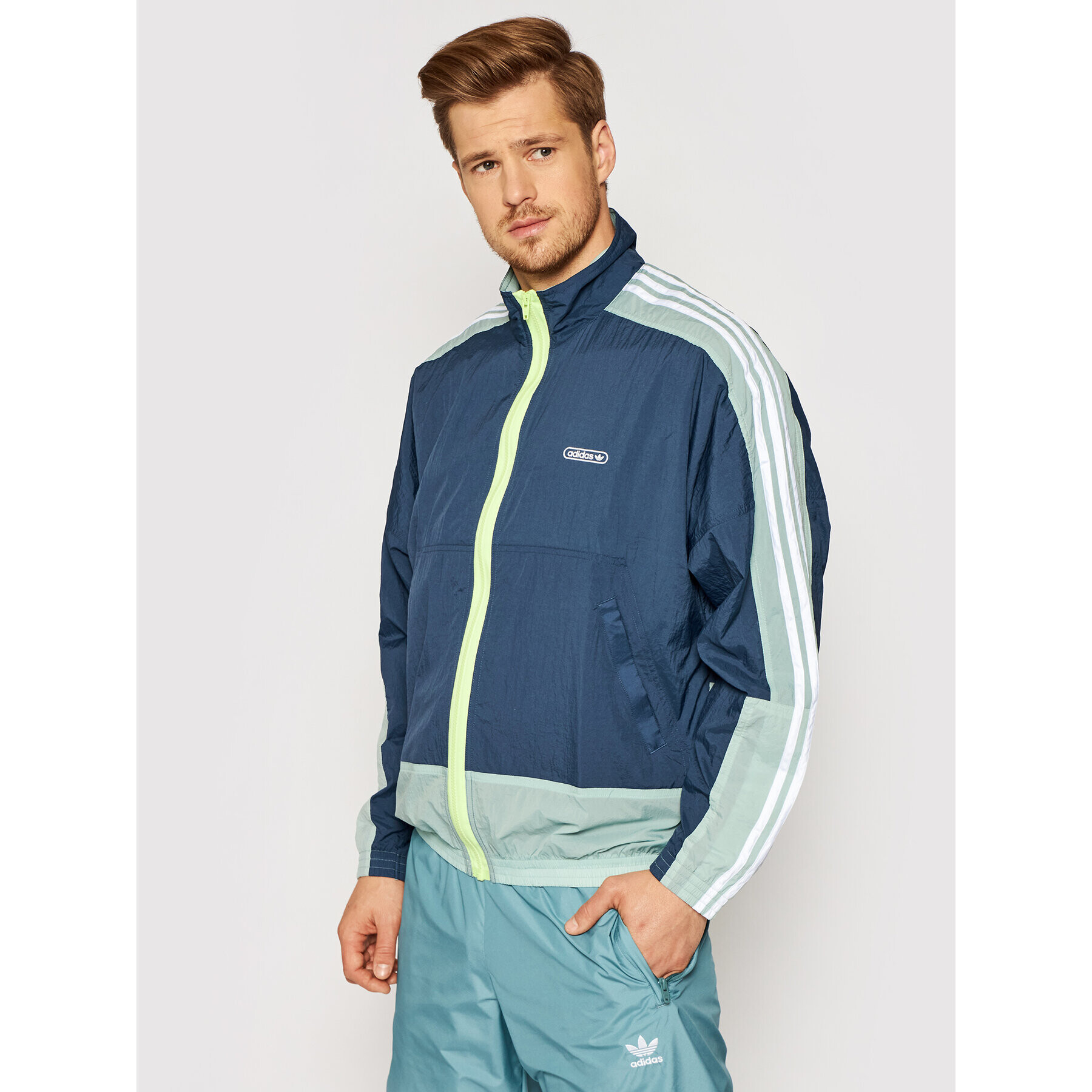 adidas Преходно яке Lightweight GN3832 Тъмносин Regular Fit - Pepit.bg