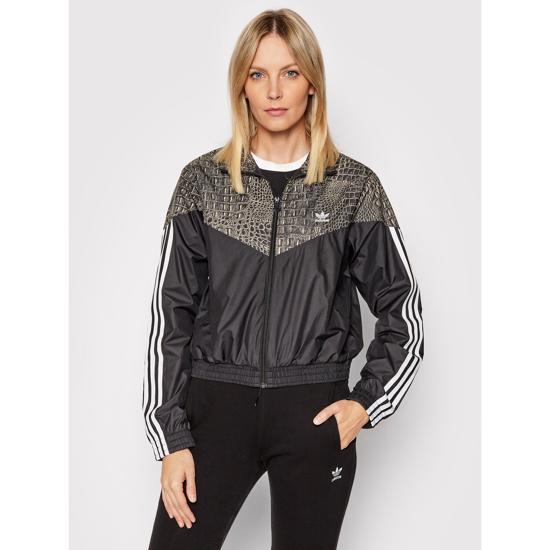 adidas Преходно яке Track H20428 Черен Loose Fit - Pepit.bg