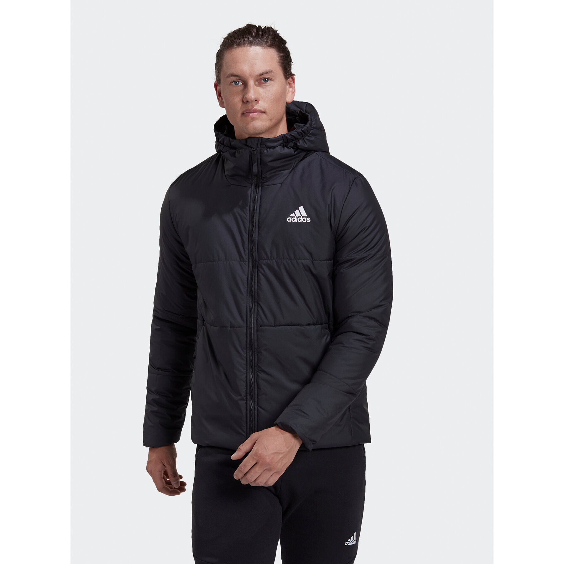 adidas Преходно яке BSC 3-Stripes Hooded Insulated Jacket HG6276 Черен Regular Fit - Pepit.bg