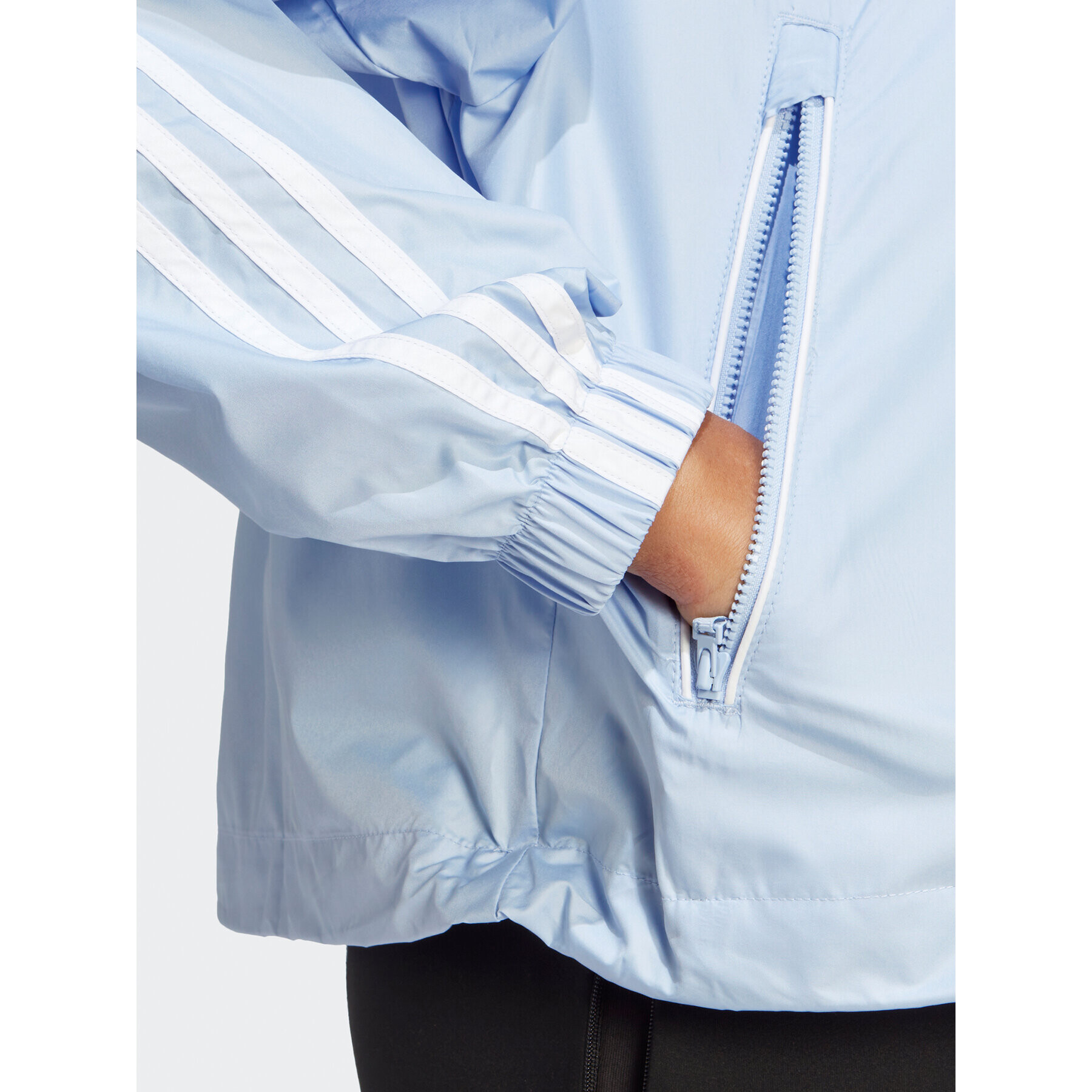 adidas Преходно яке BSC 3-Stripes Wind Jacket HM2271 Син Loose Fit - Pepit.bg