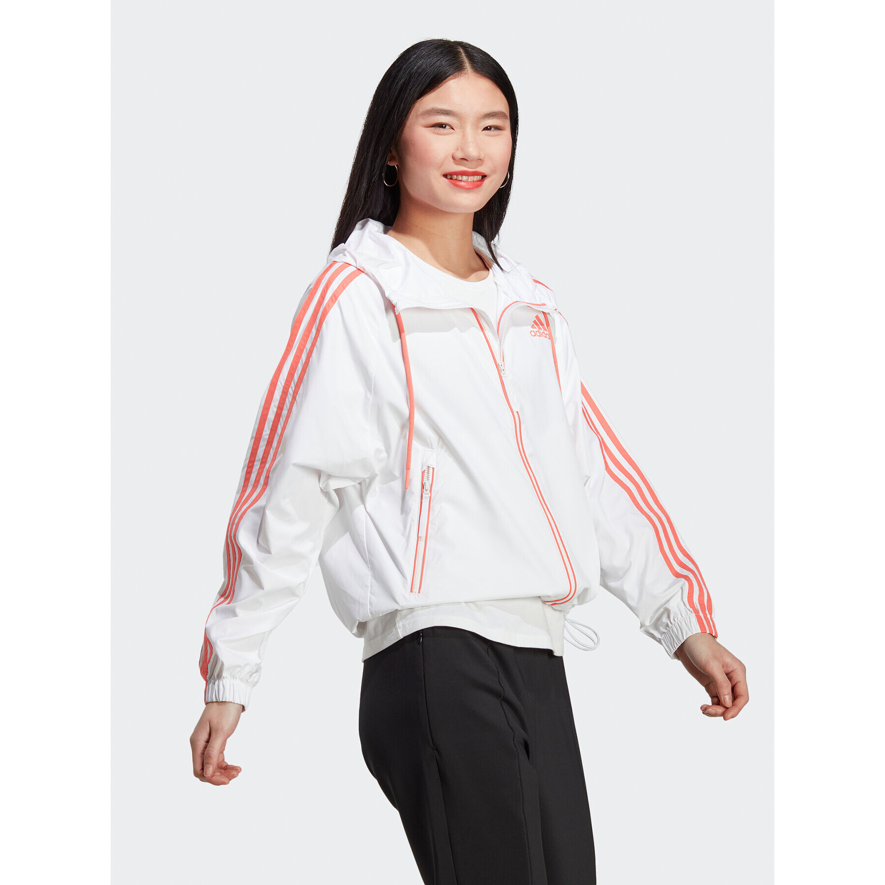 adidas Преходно яке BSC 3-Stripes Wind Jacket HT8752 Бял Loose Fit - Pepit.bg